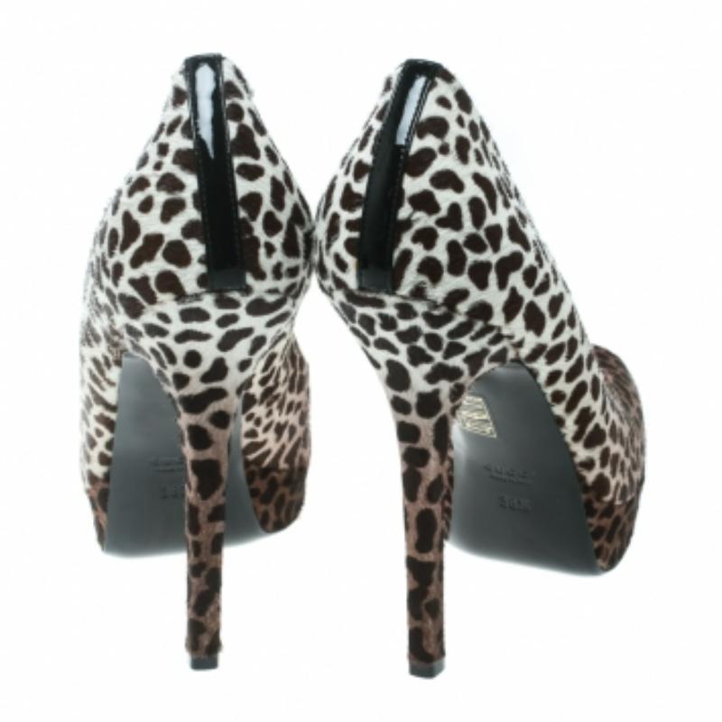 Noir Gucci Brown Leopard Print Degradé Pony Hair Square Toe Platform Pumps Size 38.5 en vente