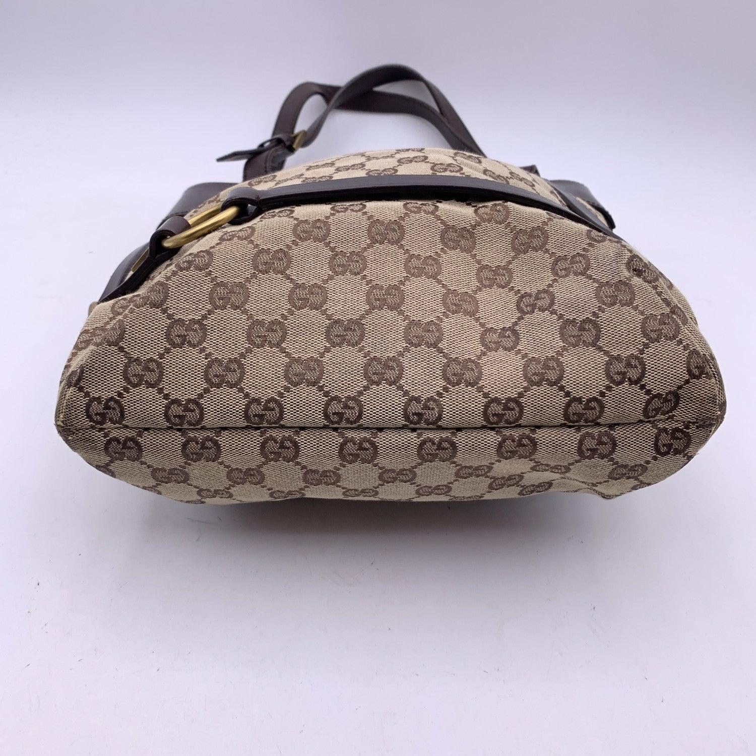 Gucci Brown Monogram Canvas Bucket Shoulder Bag Tote im Zustand „Gut“ im Angebot in Rome, Rome