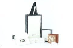 Gucci Brown Monogram Gg Yankees Patch Bifold 8ge0110 Wallet