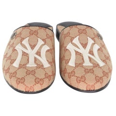 Gucci Brown New York Yankees Mlb Baseball Gg Supreme Canvas Men's Loafers Flats
