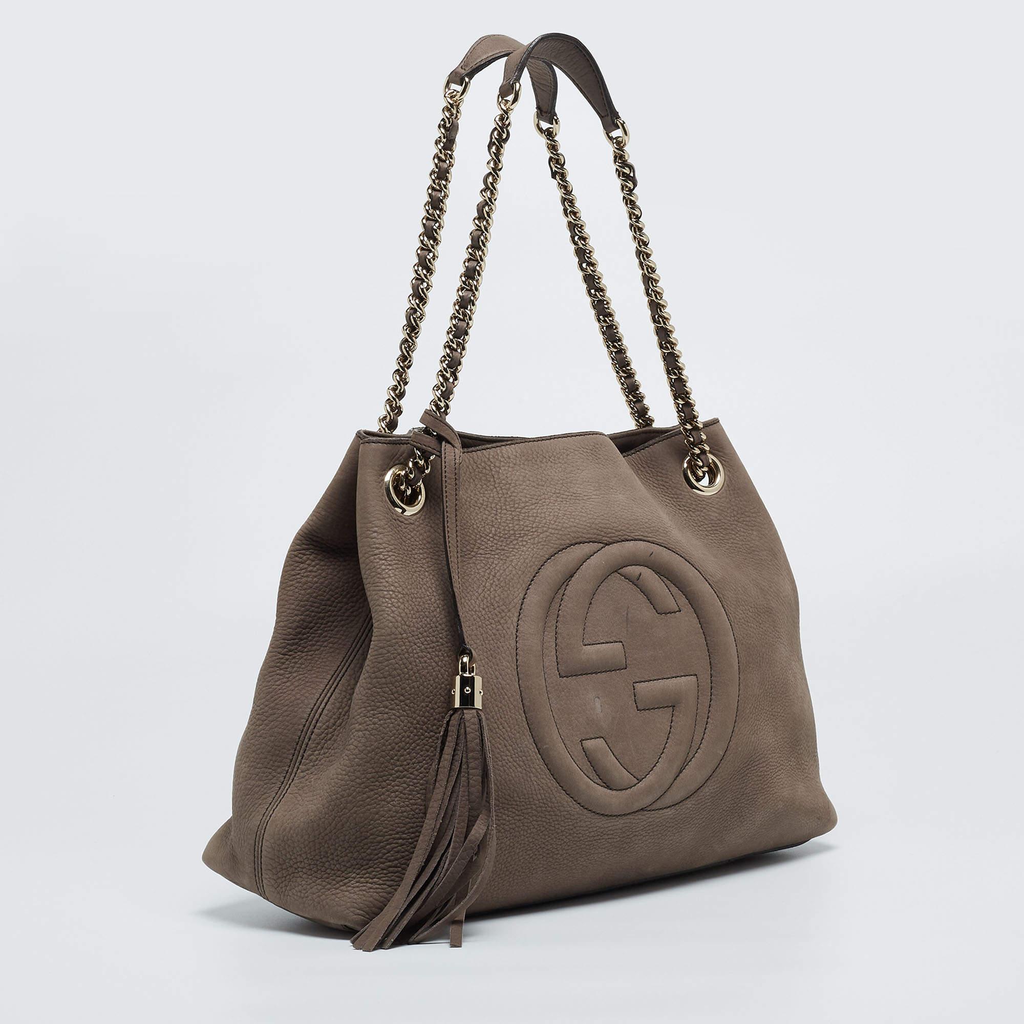 Gucci Brown Nubuck Leather Medium Soho Chain Shoulder Bag In Good Condition In Dubai, Al Qouz 2
