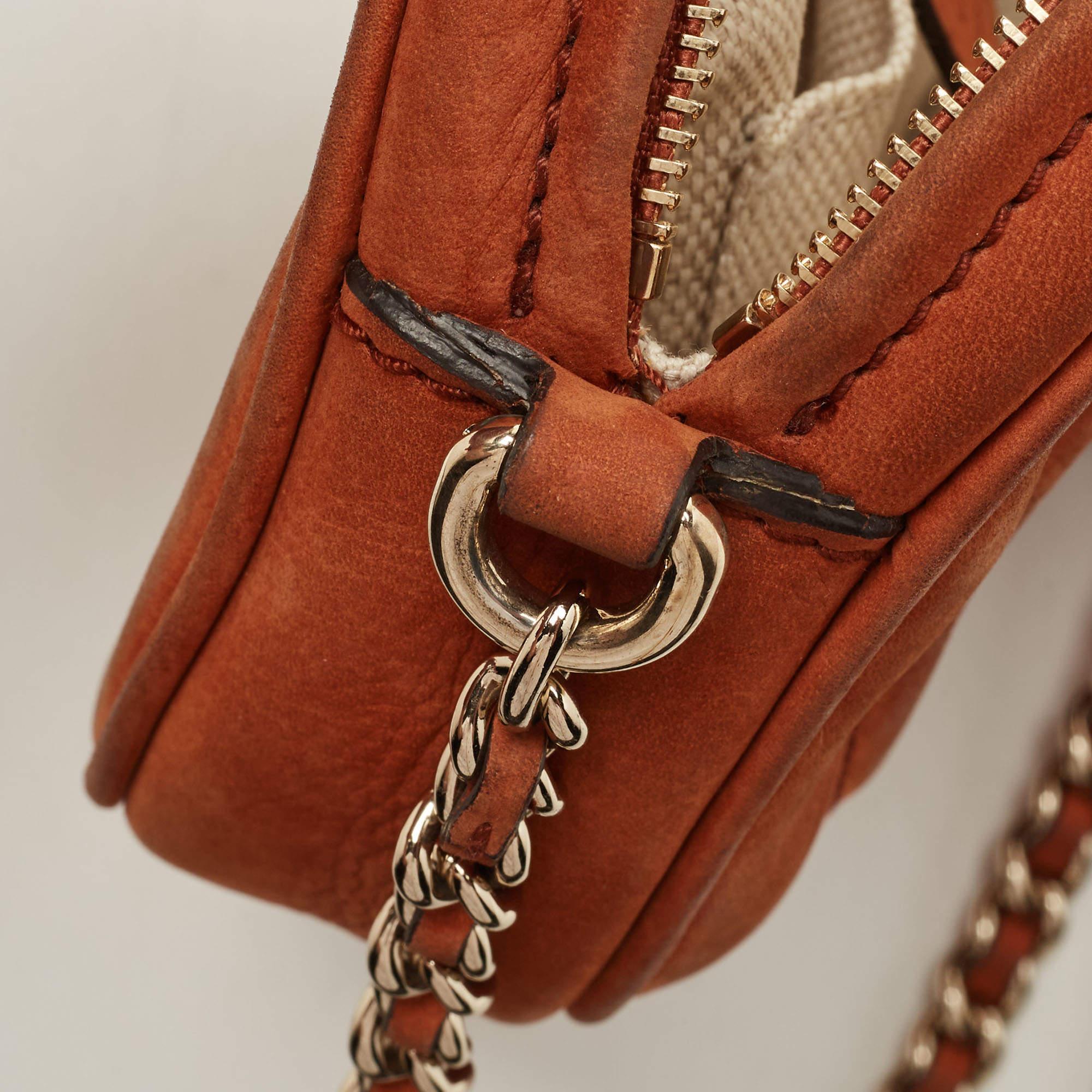 Gucci Brown Nubuck Mini Soho Disco Chain Crossbody Bag In Good Condition In Dubai, Al Qouz 2