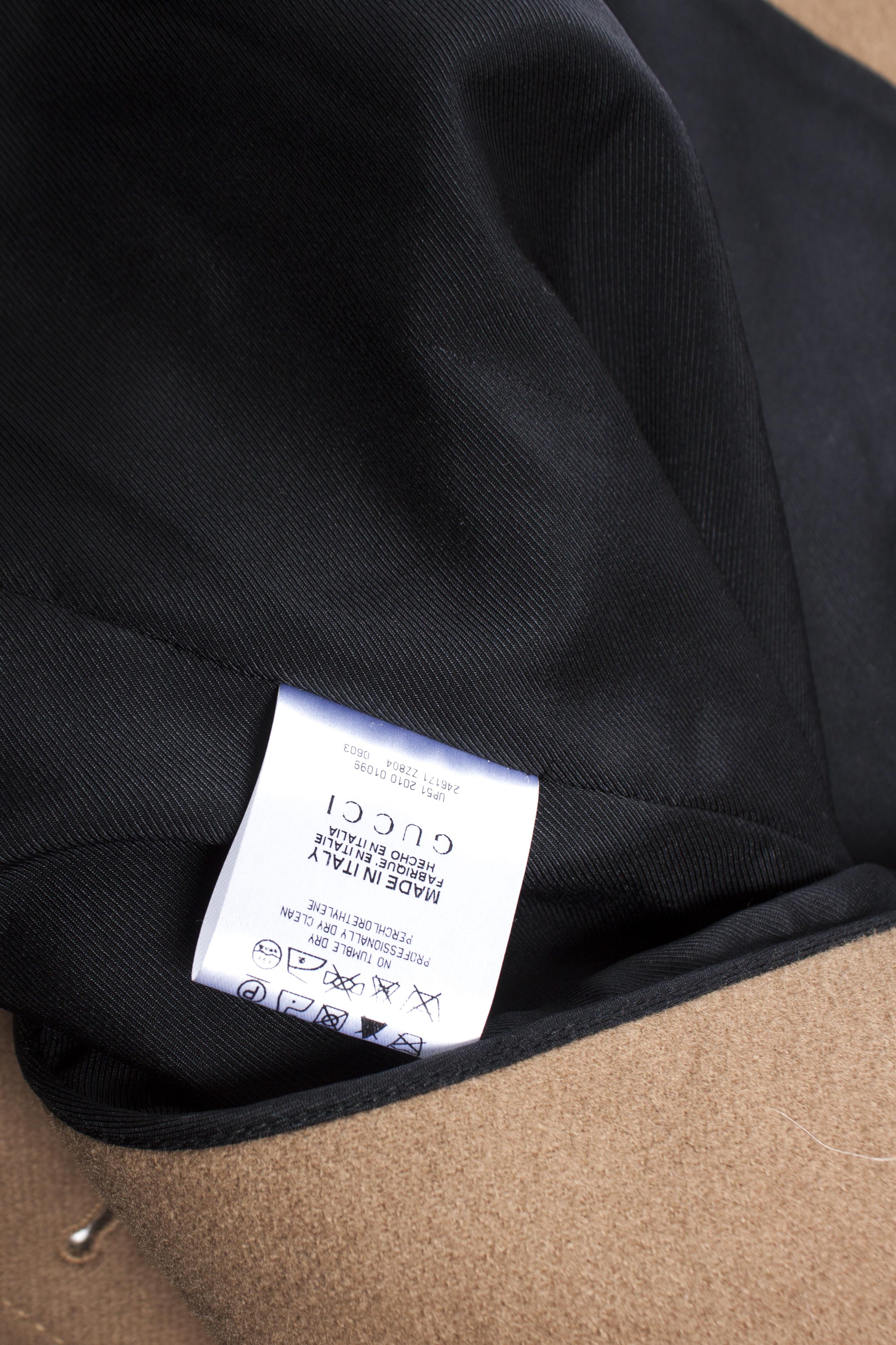 Gucci, Brown oversized cashmere coat. For Sale 1