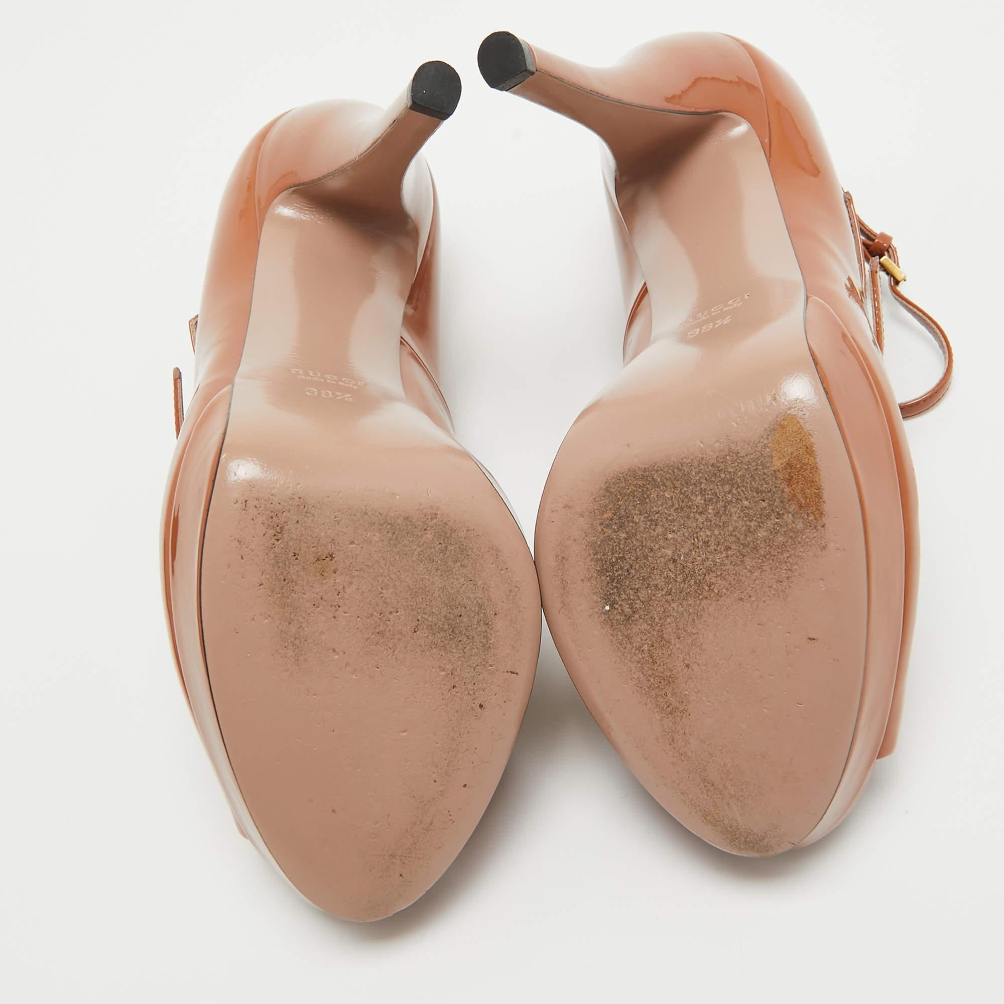Gucci Marrón charol Lisbeth Open Toe Pumps Tamaño 38.5 en venta 3
