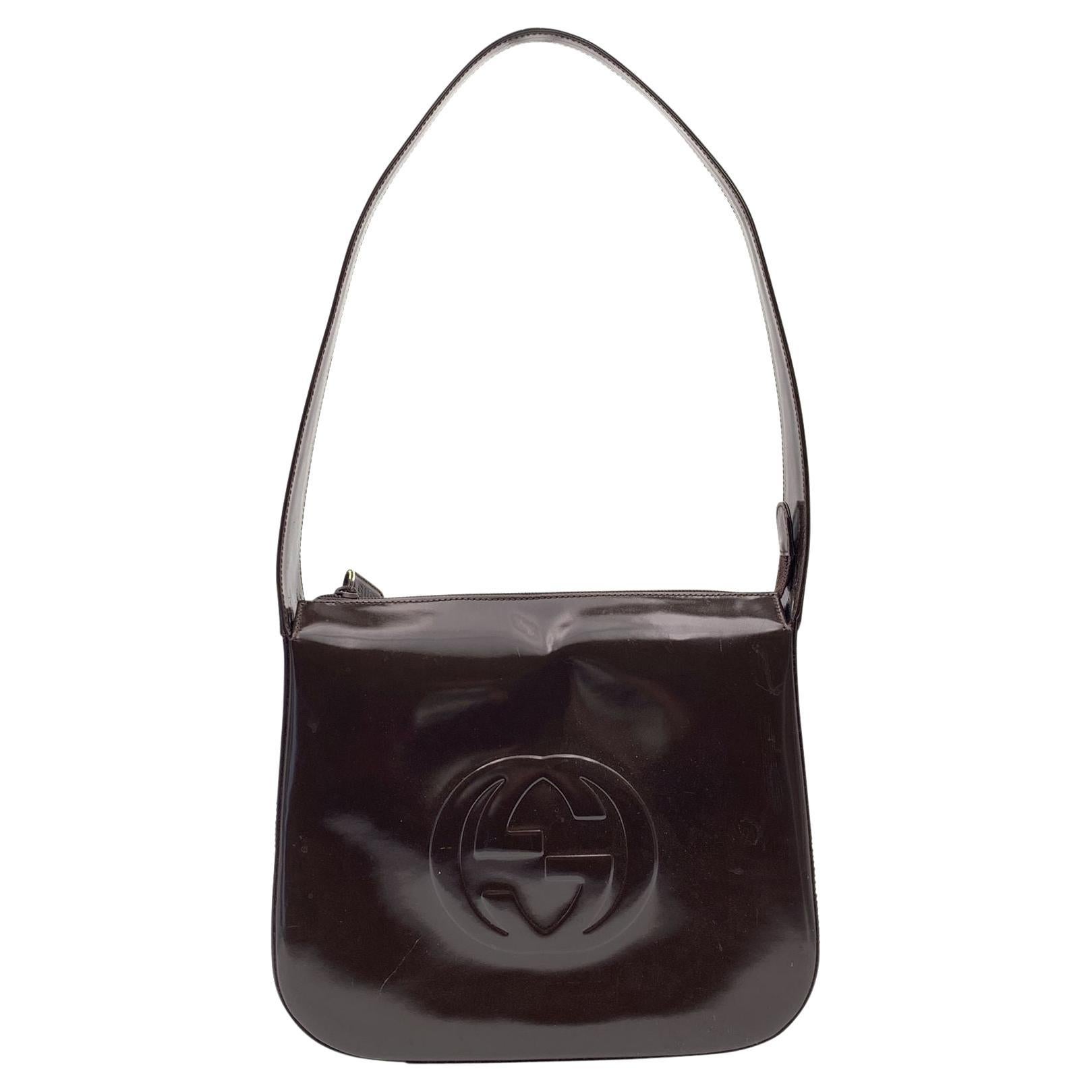 Gucci Brown Patent Leather Soho Embossed Logo Shoulder Bag in vendita