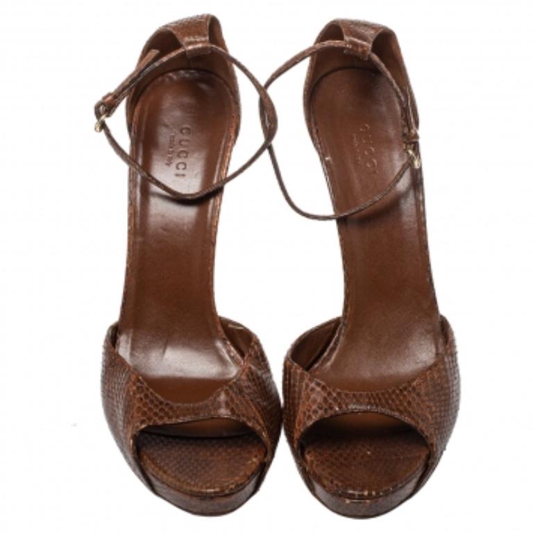 Gucci Brown Python Bamboo Heel Platform Ankle Strap Sandals Size 40 In Good Condition For Sale In Dubai, Al Qouz 2