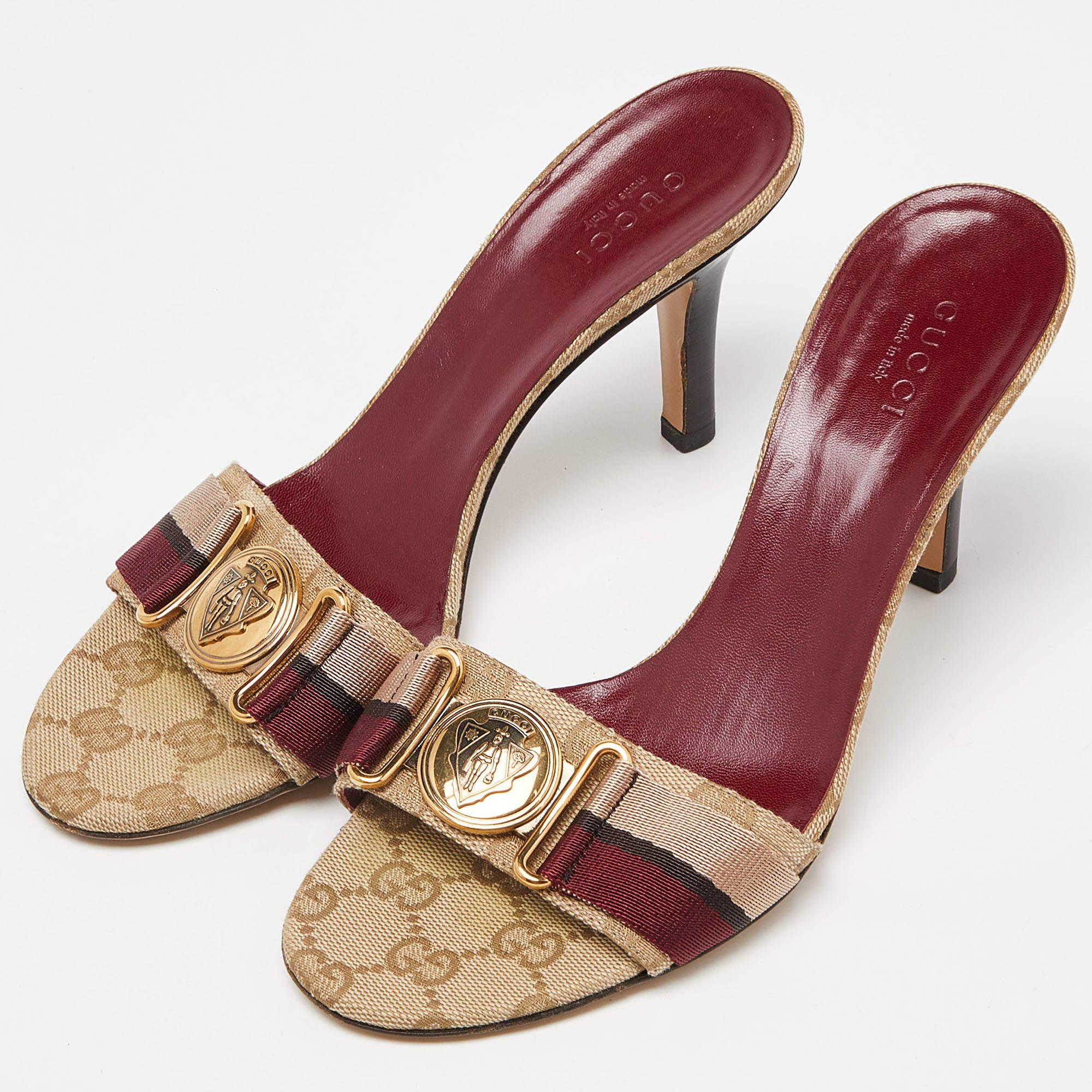 Gucci Brown/Red GG Canvas Buckle Detail Slide Sandals Size 36 For Sale 2