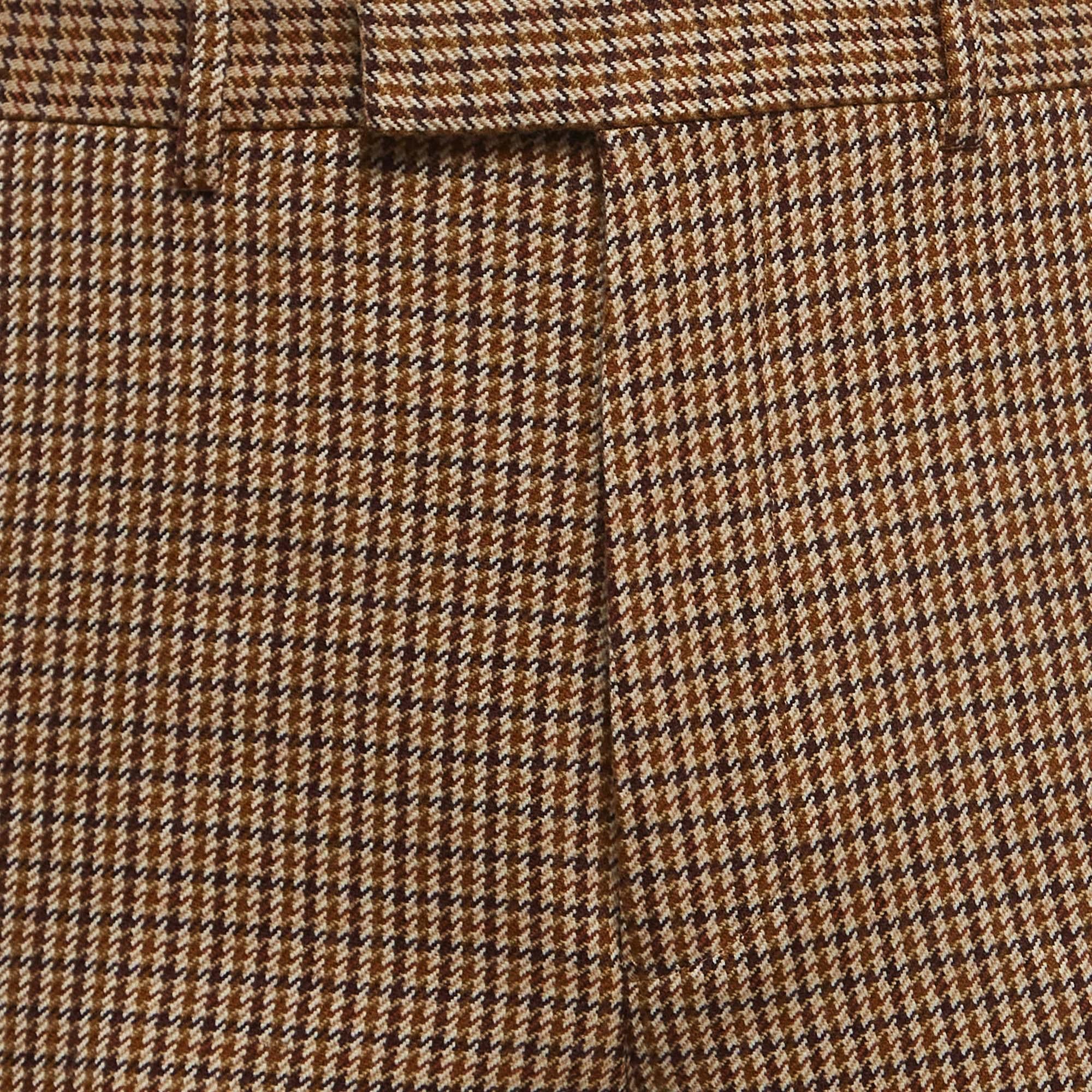 Gucci Brown Shepherd Check Wool Tapered Trousers L In Excellent Condition For Sale In Dubai, Al Qouz 2