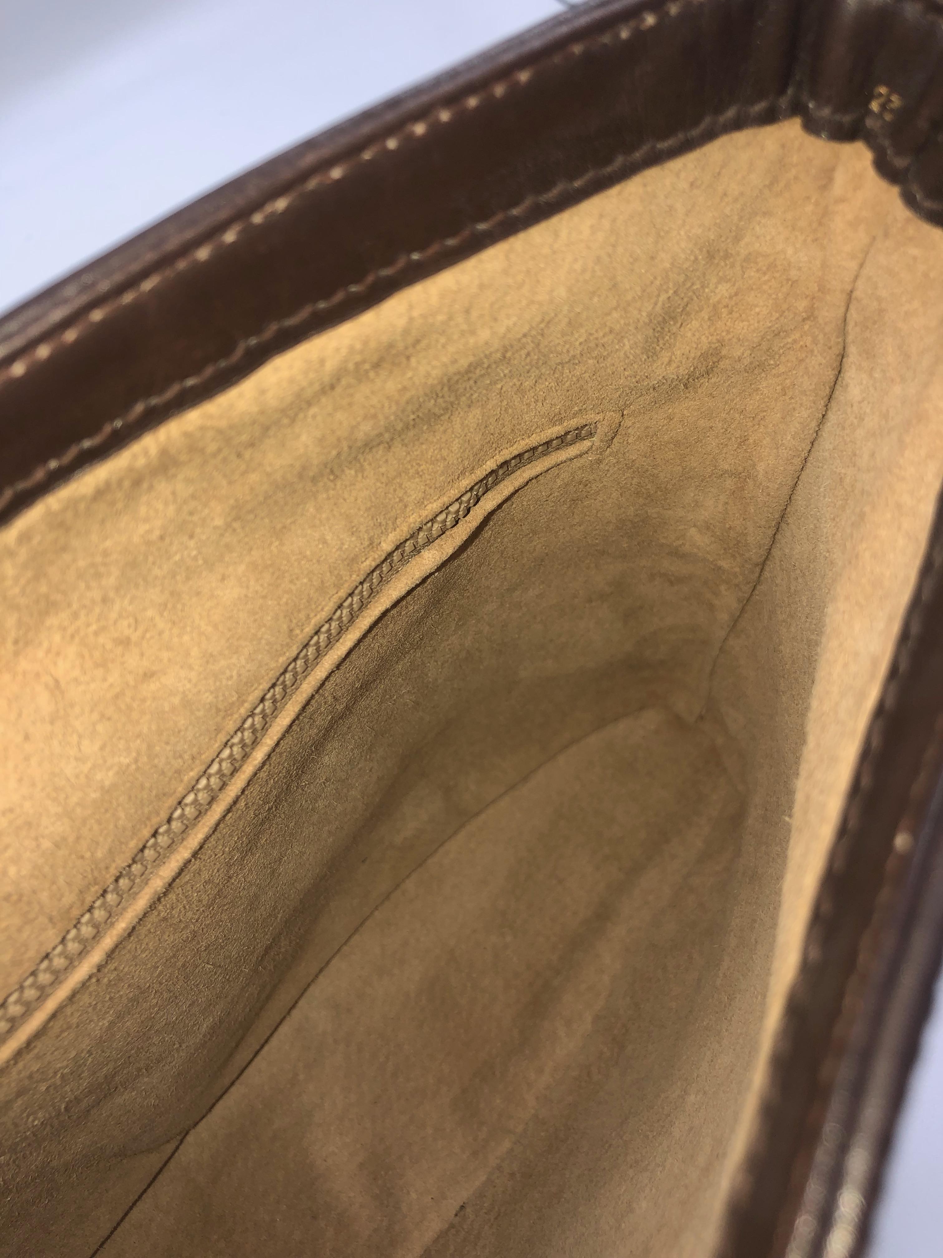Gucci Brown Suede Bucket Bag with Leather Snap Closure 6