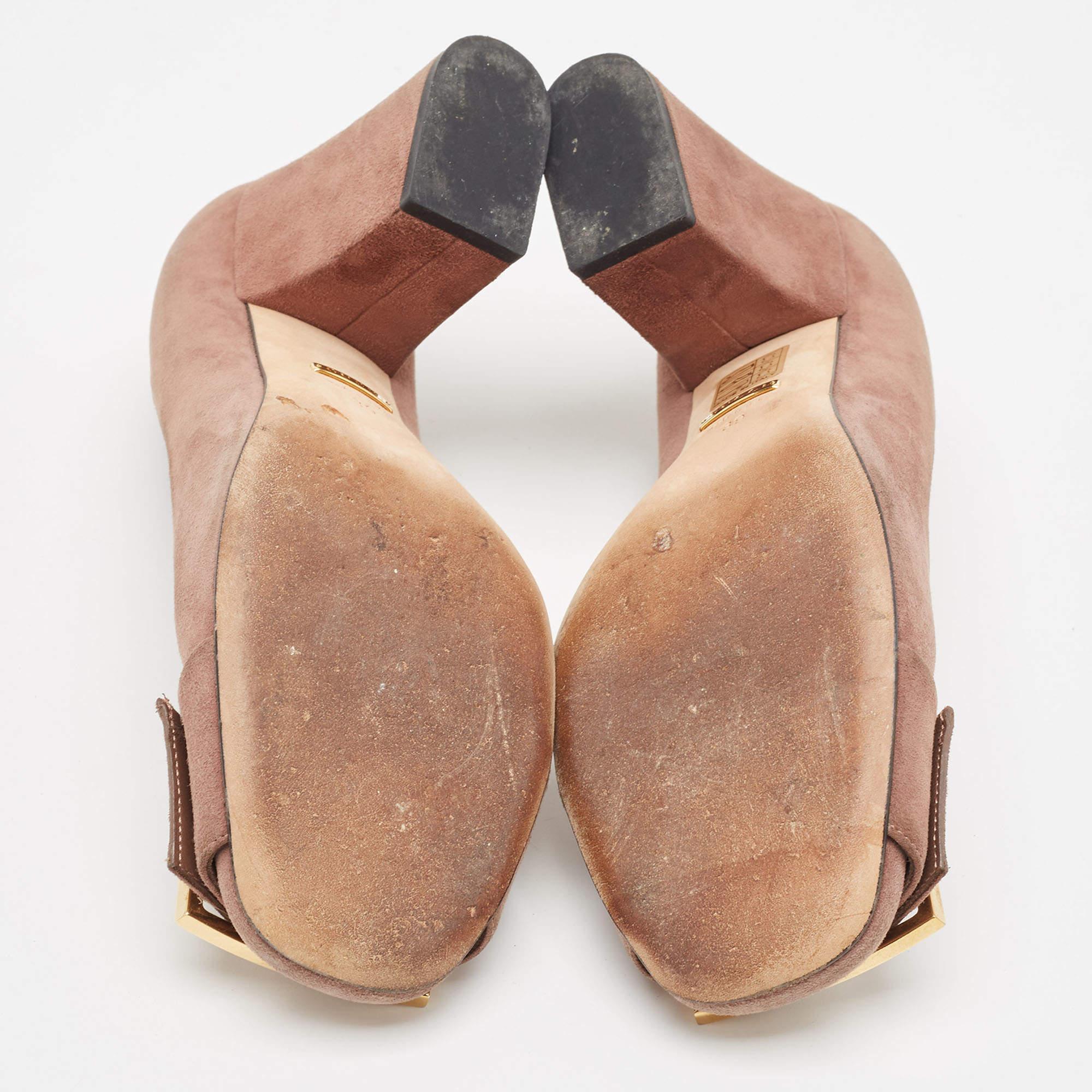 Gucci Pumps con tacco a blocco in pelle scamosciata marrone con dettaglio fibbia taglia 39 1