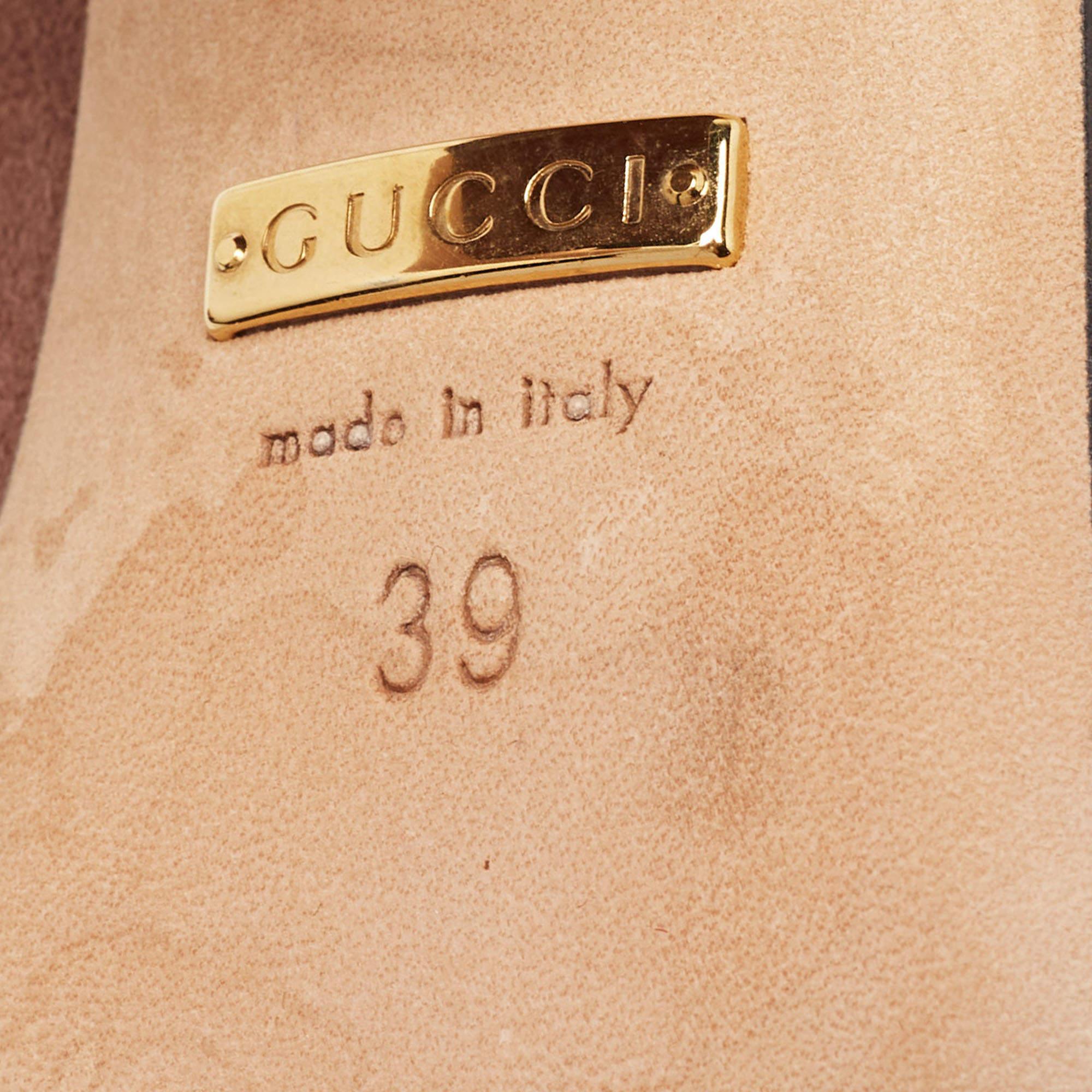Gucci Pumps con tacco a blocco in pelle scamosciata marrone con dettaglio fibbia taglia 39 3