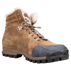 Gucci Stivali in pelle scamosciata marrone GG foderati in shearling misura 7 UK