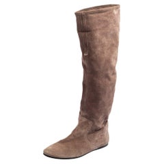 Gucci Braune kniehohe Stiefel aus Wildleder Größe 38