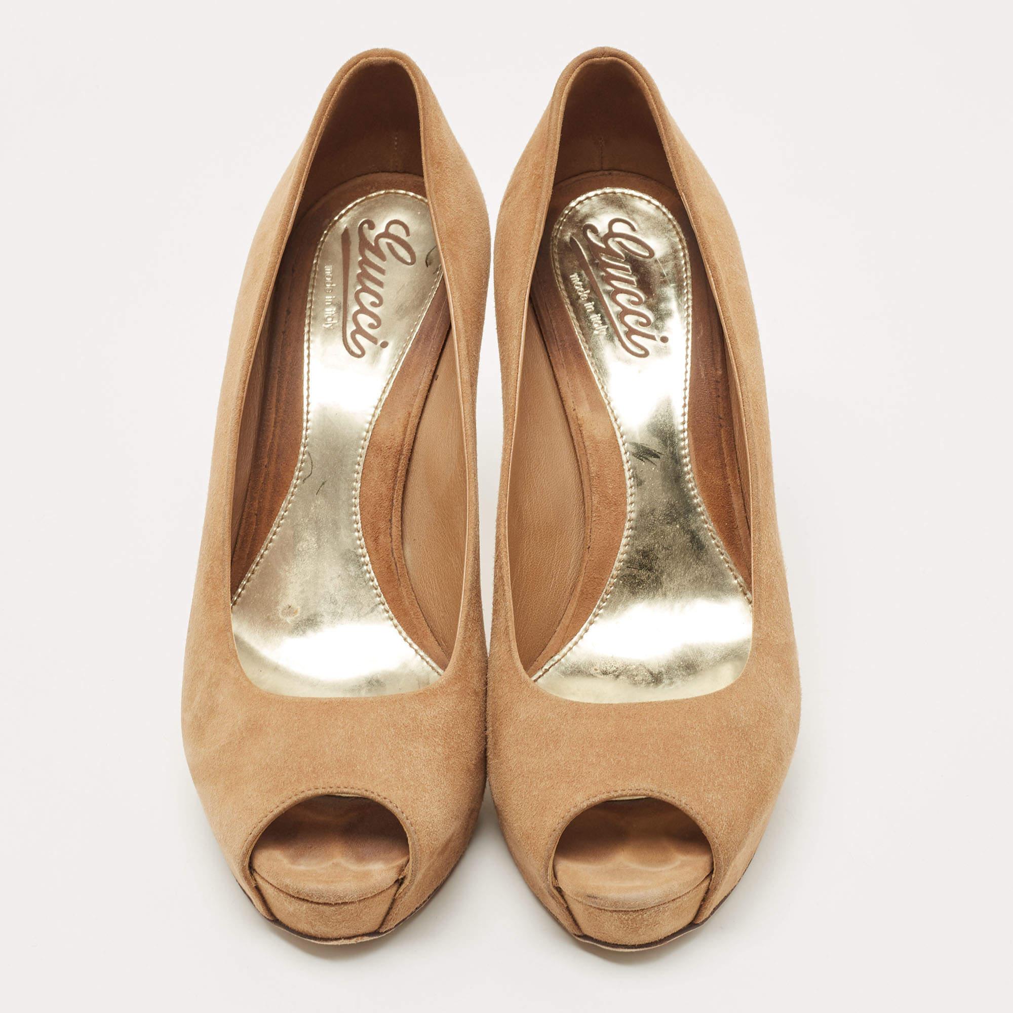 Gucci Brown Suede Sofia Pumps Size 39 In Good Condition In Dubai, Al Qouz 2