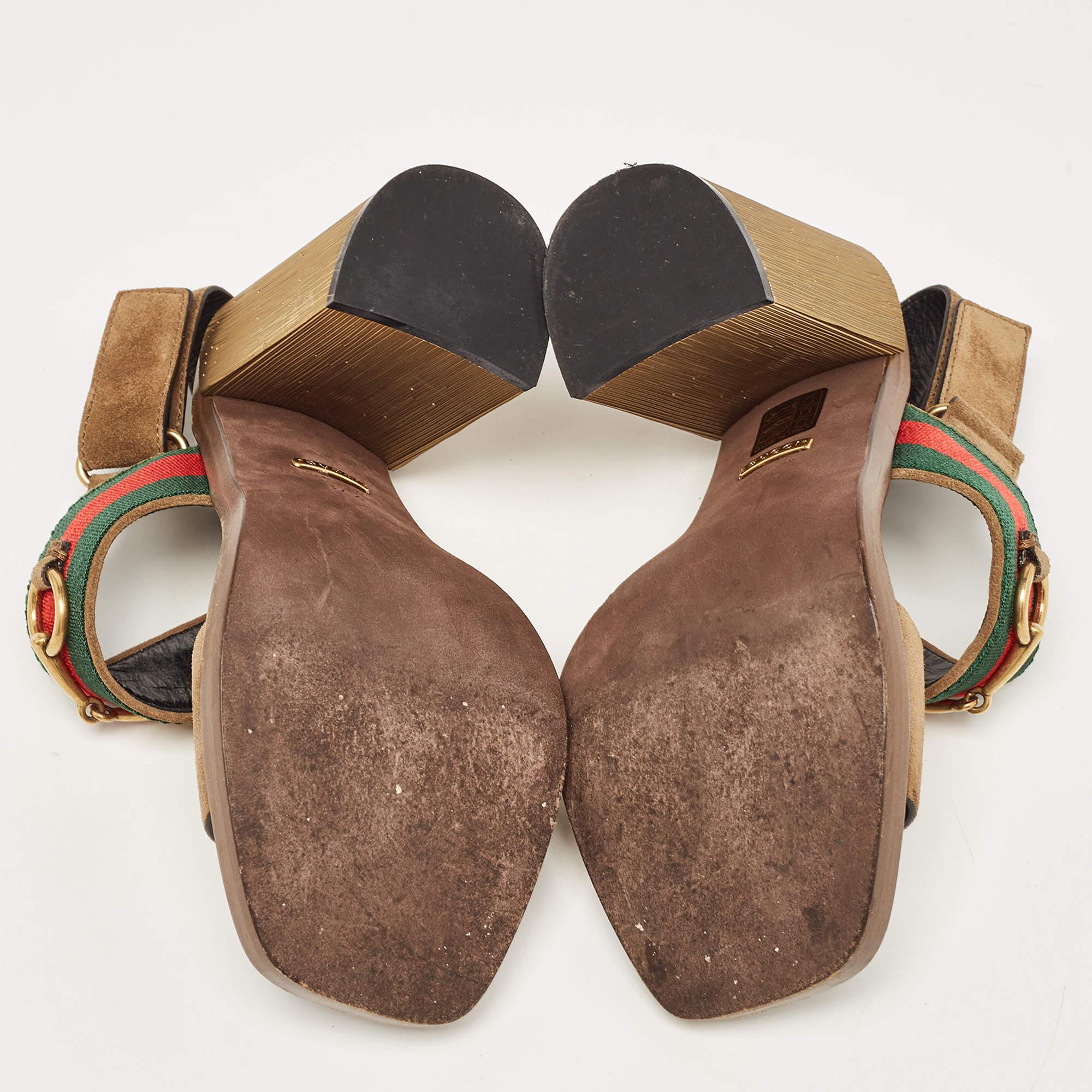 Gucci Brown Suede Web Horsebit Block Heel Slingback Sandals Size 37.5 en vente 2