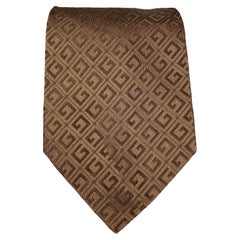 GUCCI Brown Textured Silk Jacquard Tie