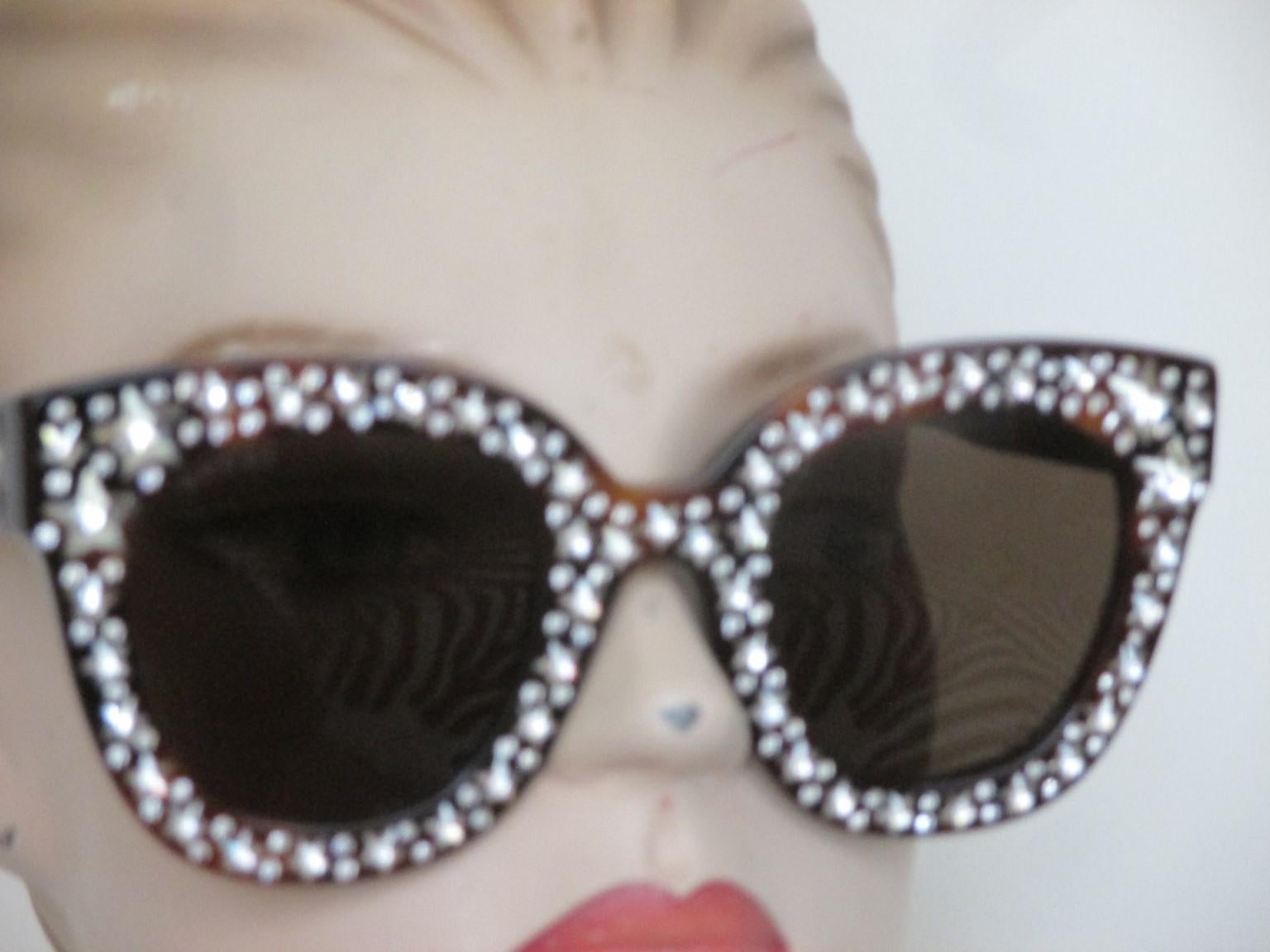 Gucci Brown Tortoise Cat Eye Sunglasses Crystal Stars  4