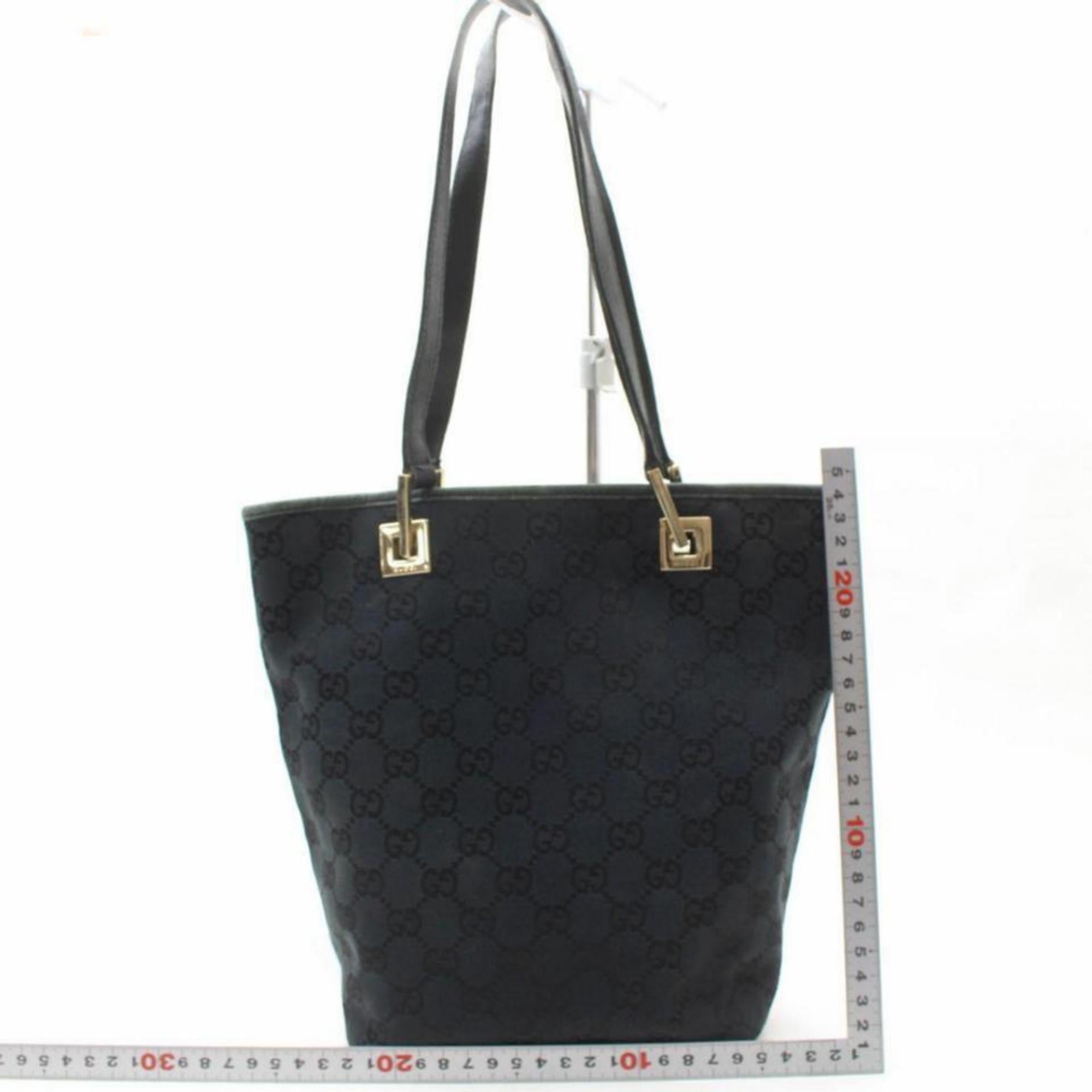 Gucci Bucket Monogram Shopper 869036 Black Canvas Tote In Good Condition For Sale In Forest Hills, NY
