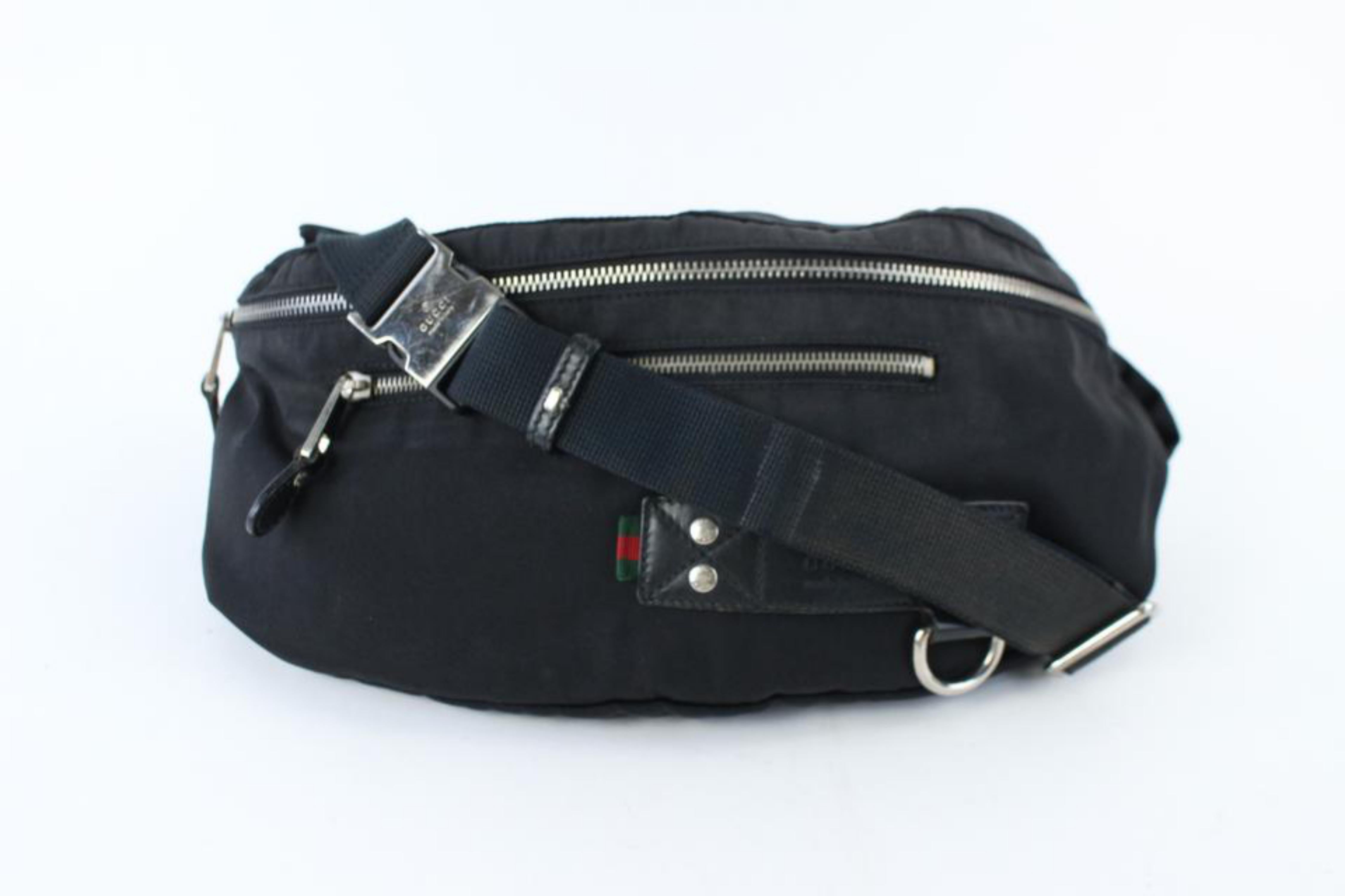 Gucci Bum Web Tag Waist Pouch 18gz0724 Black Canvas X Nylon Weekend/Travel Bag In Good Condition For Sale In Forest Hills, NY