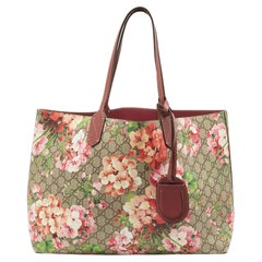 Gucci Burgunder/Beige GG Supreme Canvas Medium Blooms Wendbare Tragetasche