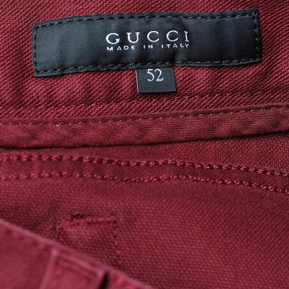 Gucci Burgunderfarbene Denim Skinny Jeans XL im Zustand „Gut“ im Angebot in Dubai, Al Qouz 2