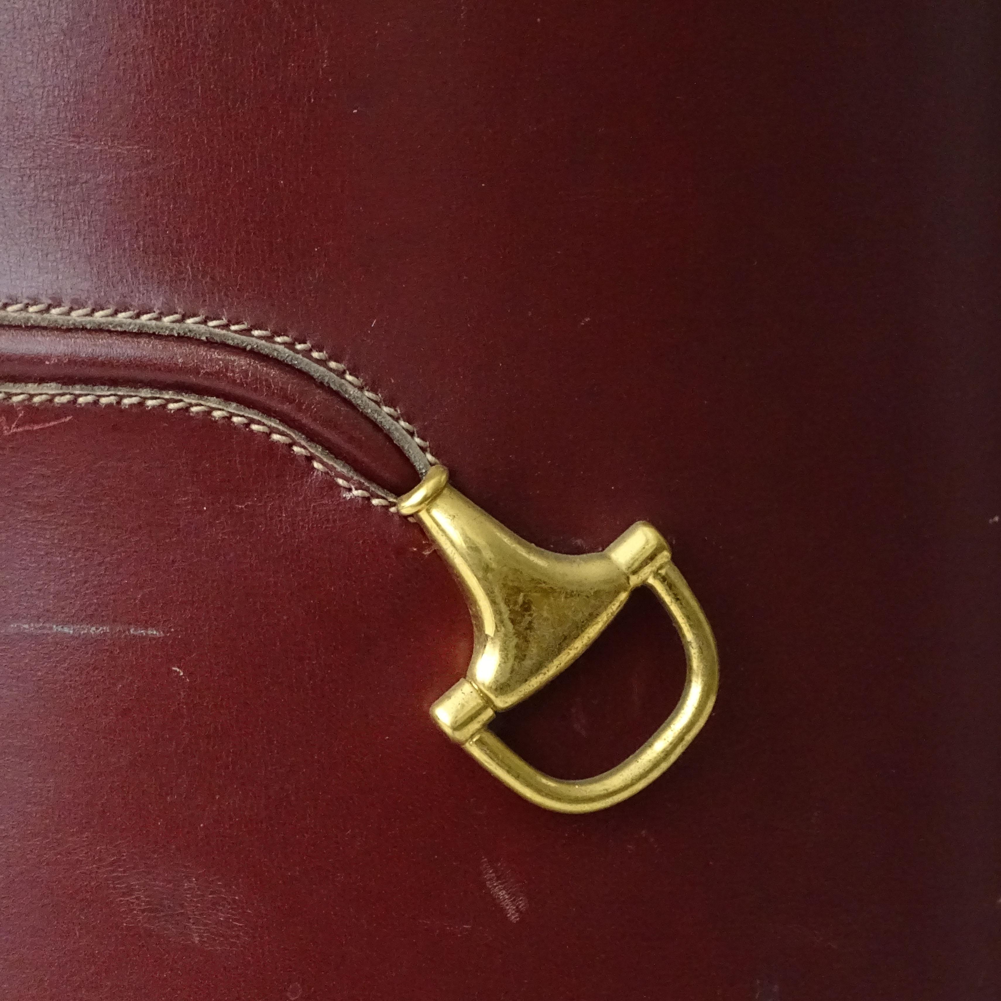 Gucci Burgundy Leather and Brass Horsebit Waistpaper Basket, Italy 1950s In Good Condition For Sale In Milan, IT