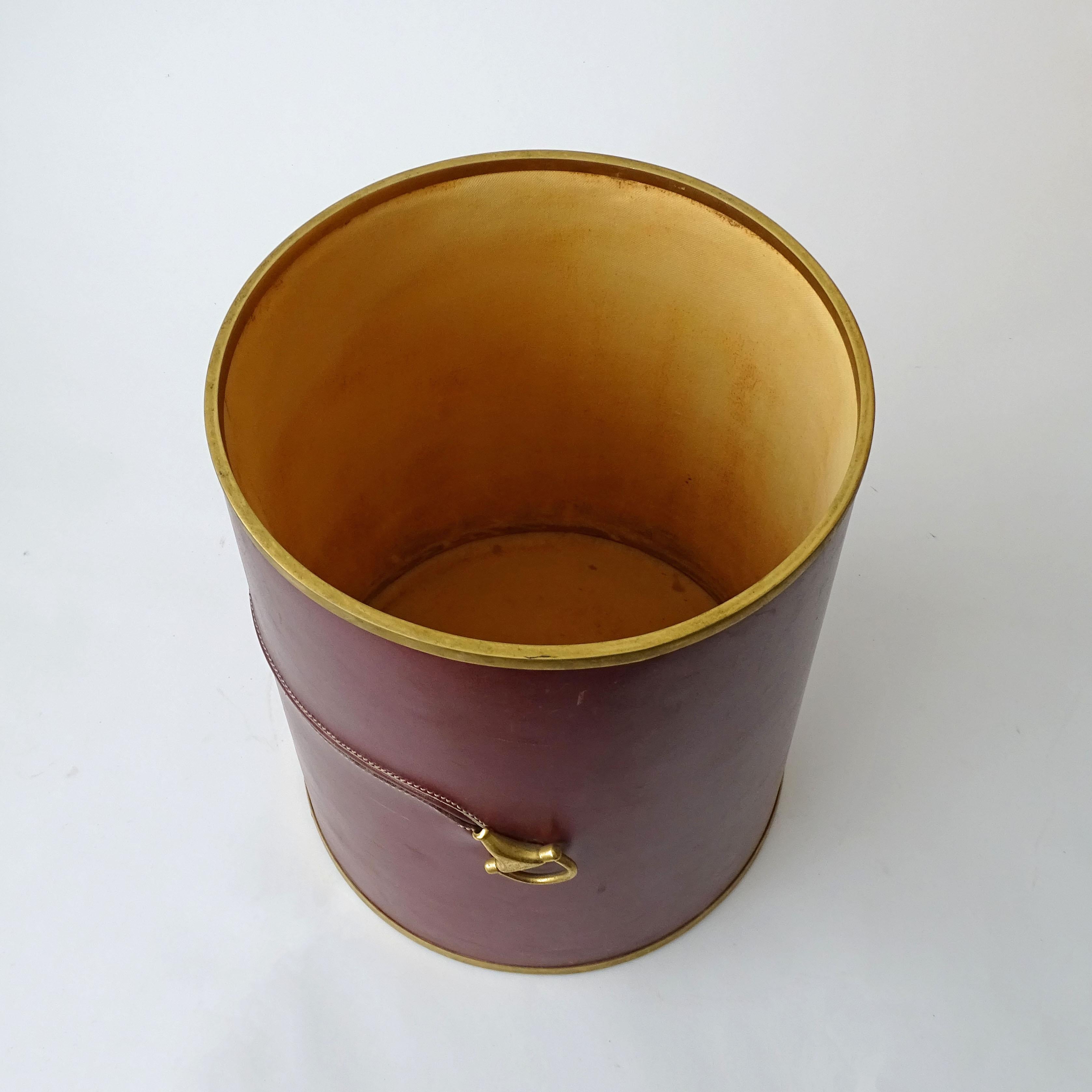 Gucci Burgundy Leather and Brass Horsebit Waistpaper Basket, Italy 1950s For Sale 2