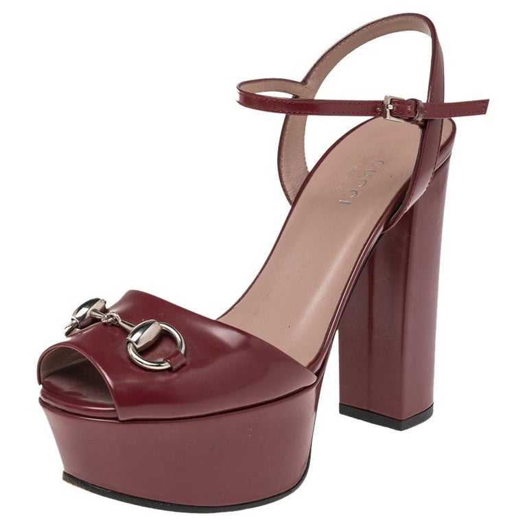 Gucci Burgundy Leather Claudie Horsebit Peep Toe Platform Sandals Size 35.5  at 1stDibs