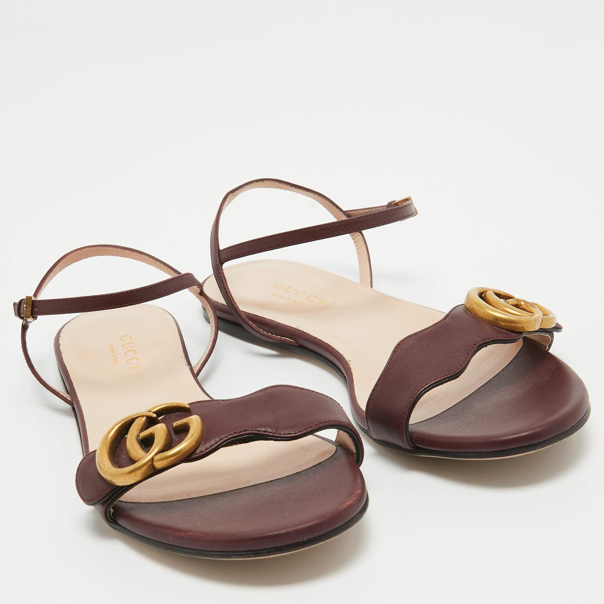 Women's Gucci Burgundy Leather GG Marmont Ankle Strap Flat Sandals Size 35