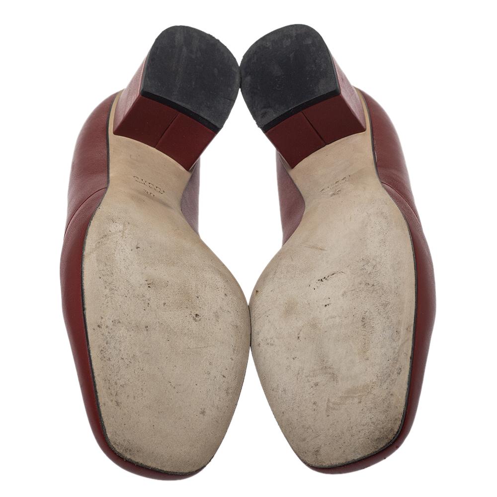 Gucci Burgundy Leather Horsebit Block Heel Loafer Pumps Size 39 In Good Condition In Dubai, Al Qouz 2