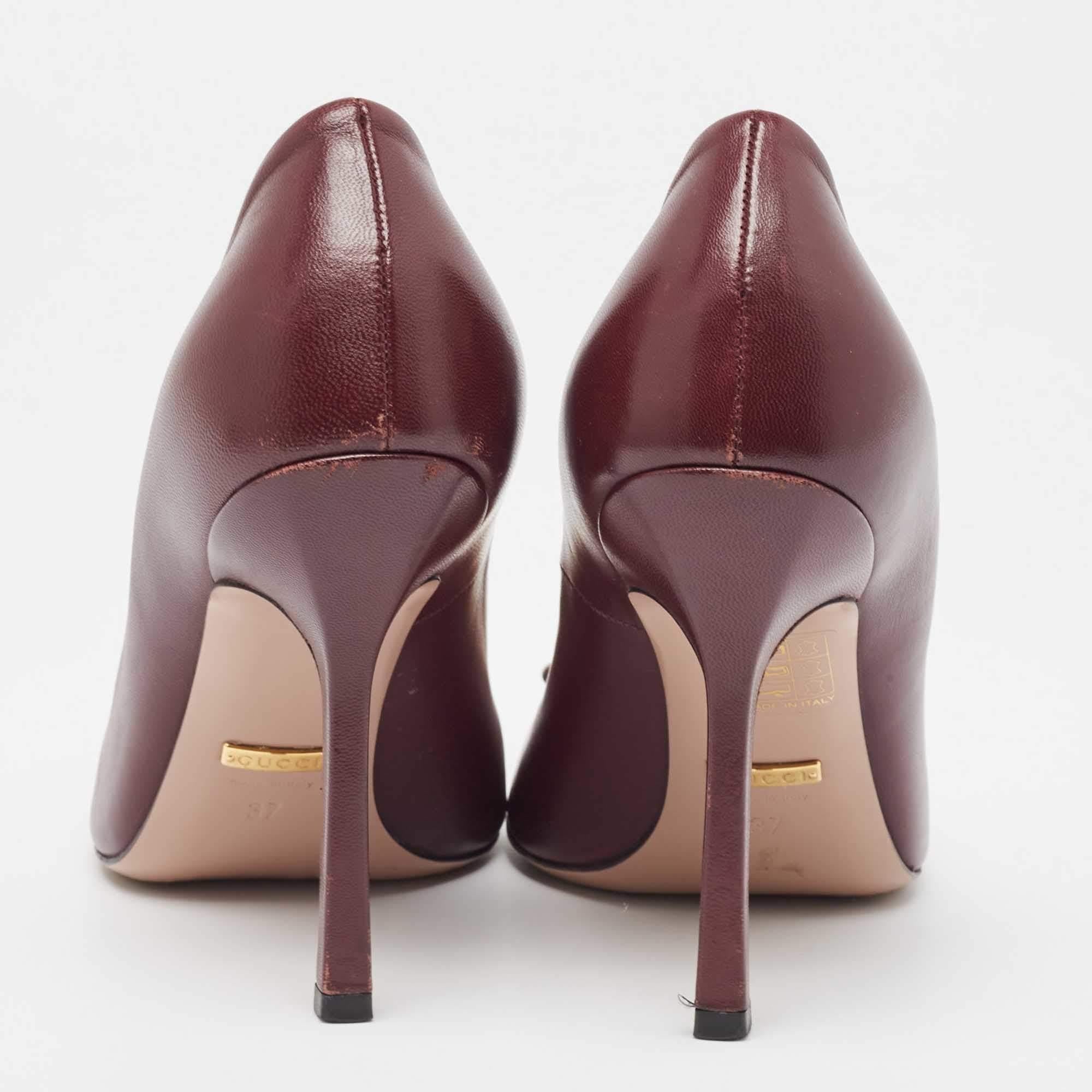 De las mujeres Gucci Bombas Jolene Horsebit Piel Borgoña Talla 37 en venta
