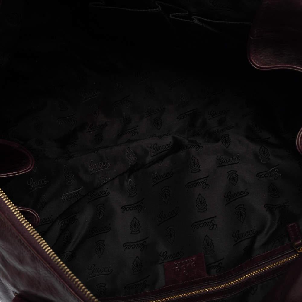 Gucci Große Hysteria-Tasche aus burgunderfarbenem Leder im Angebot 6