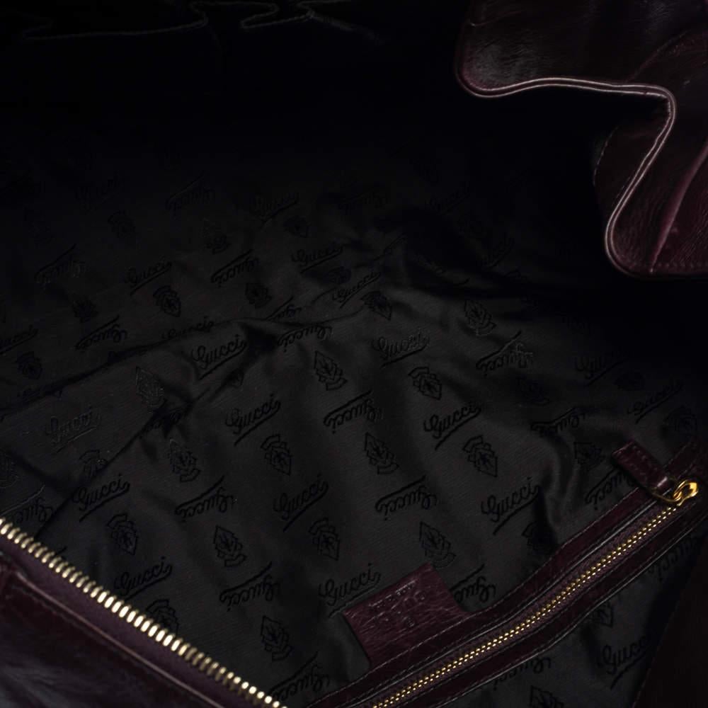 Gucci Große Hysteria-Tasche aus burgunderfarbenem Leder im Angebot 1