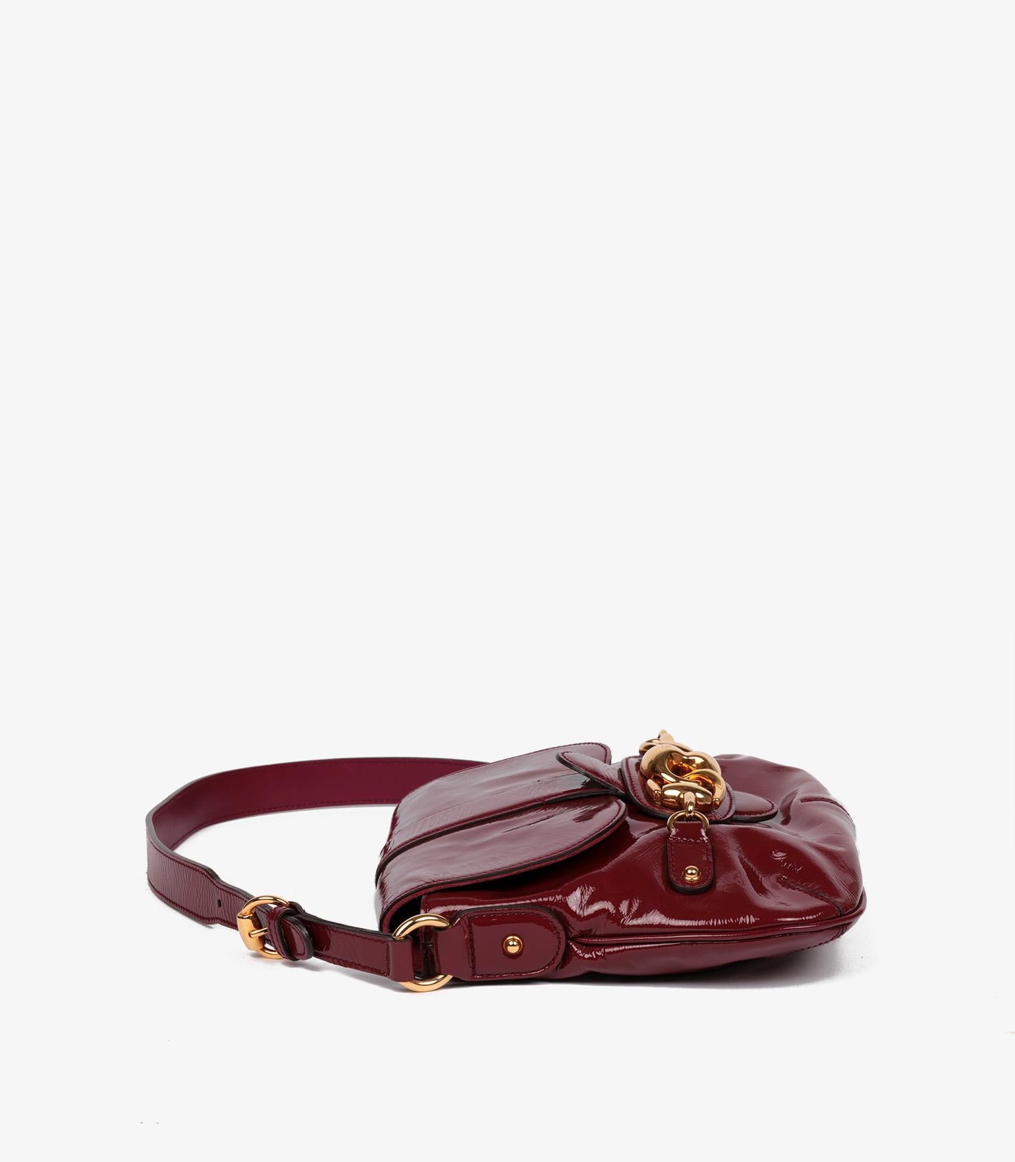 Women's or Men's Gucci Burgundy Patent Leather Ancora Wave Flap Bag For Sale