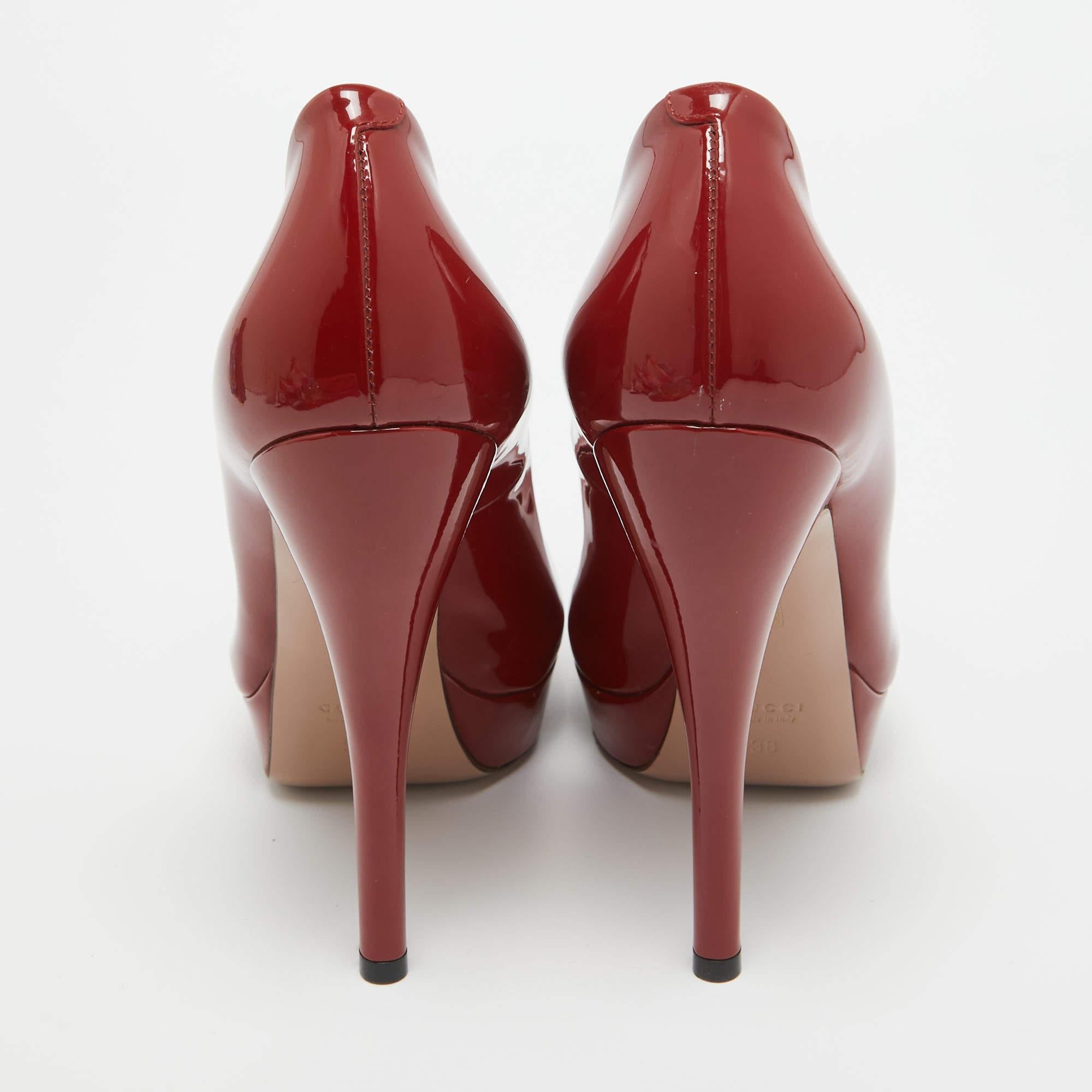 De las mujeres Bombas de plataforma de charol burdeos de Gucci talla 38 en venta