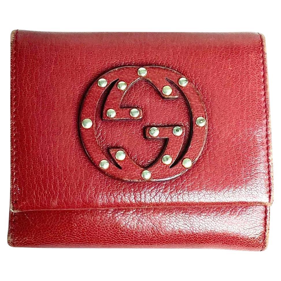Gucci Burgundy Soho Studded Gg Compact Leather 20g69 Wallet For Sale