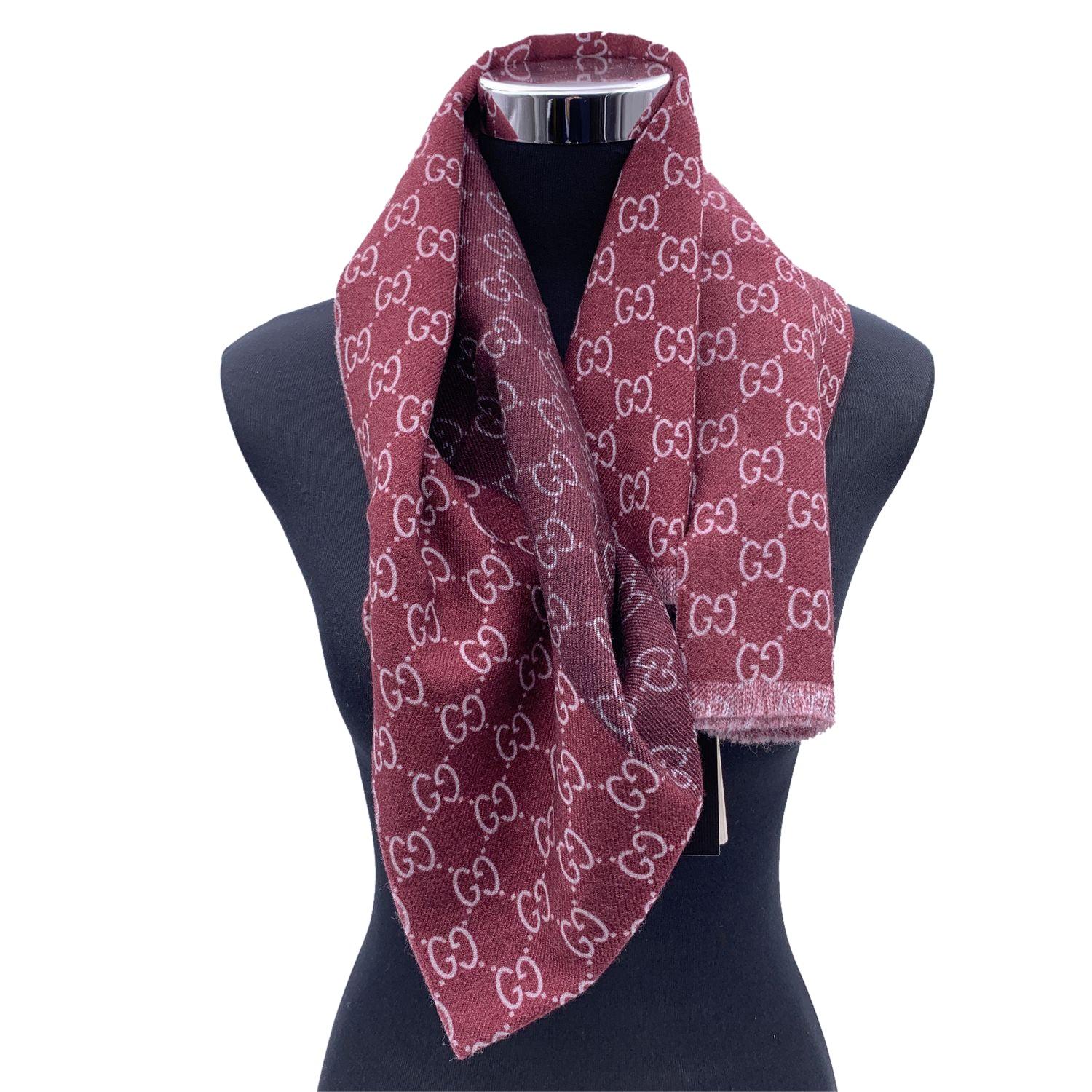 Gucci Burgundy Wool GG Guccissima Scarf Shawl Wrap In Excellent Condition For Sale In Rome, Rome