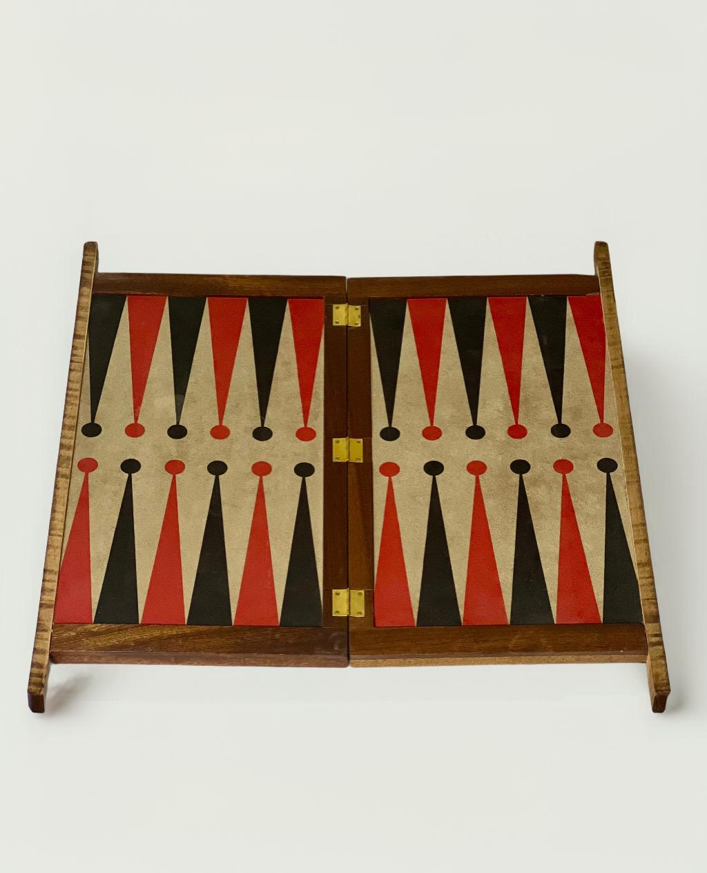 Gucci Burled Maple Table Games Chest with Glass Top For Sale 5