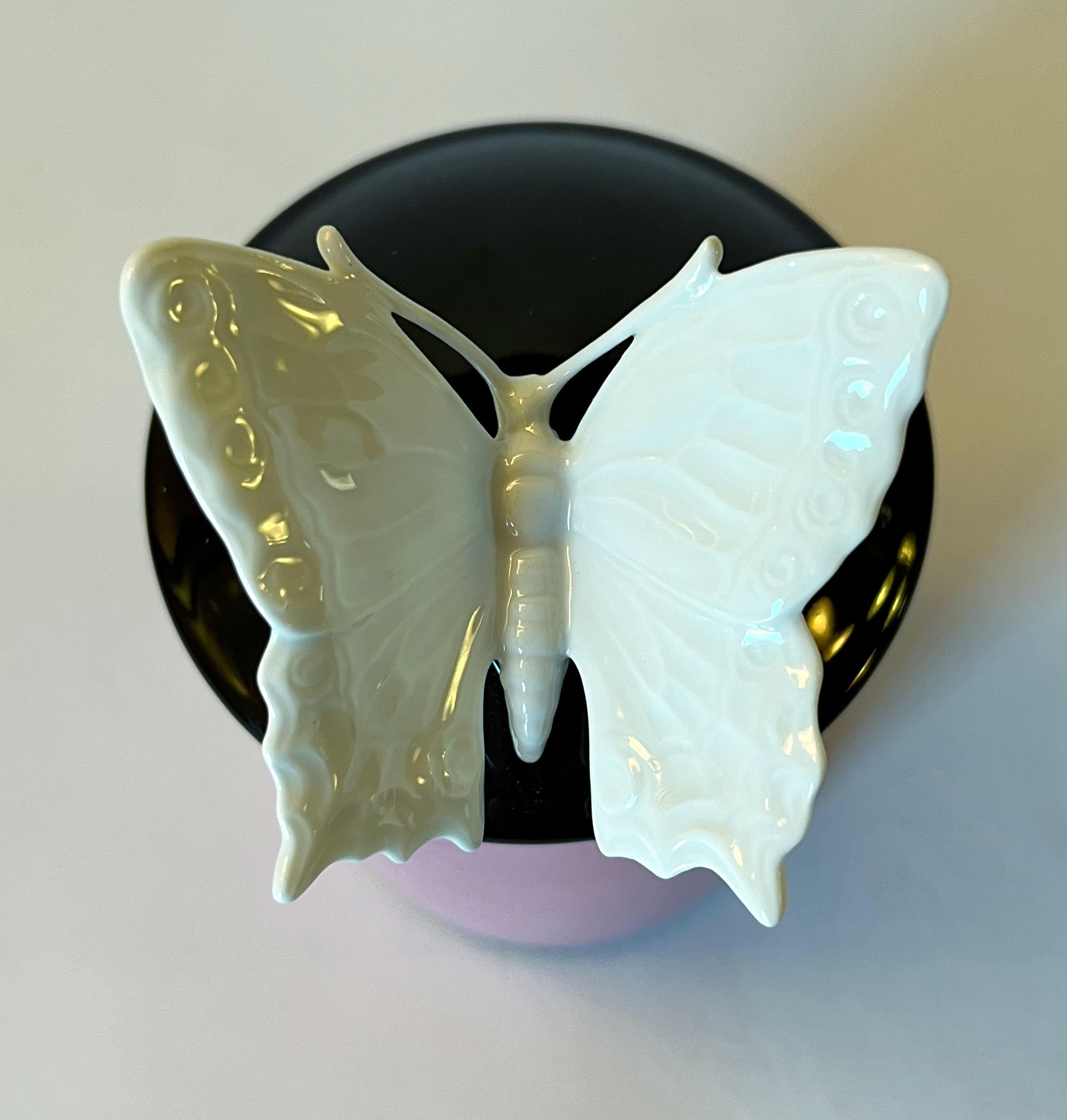 XXI secolo e contemporaneo Candela profumata Gucci Butterfly in vendita