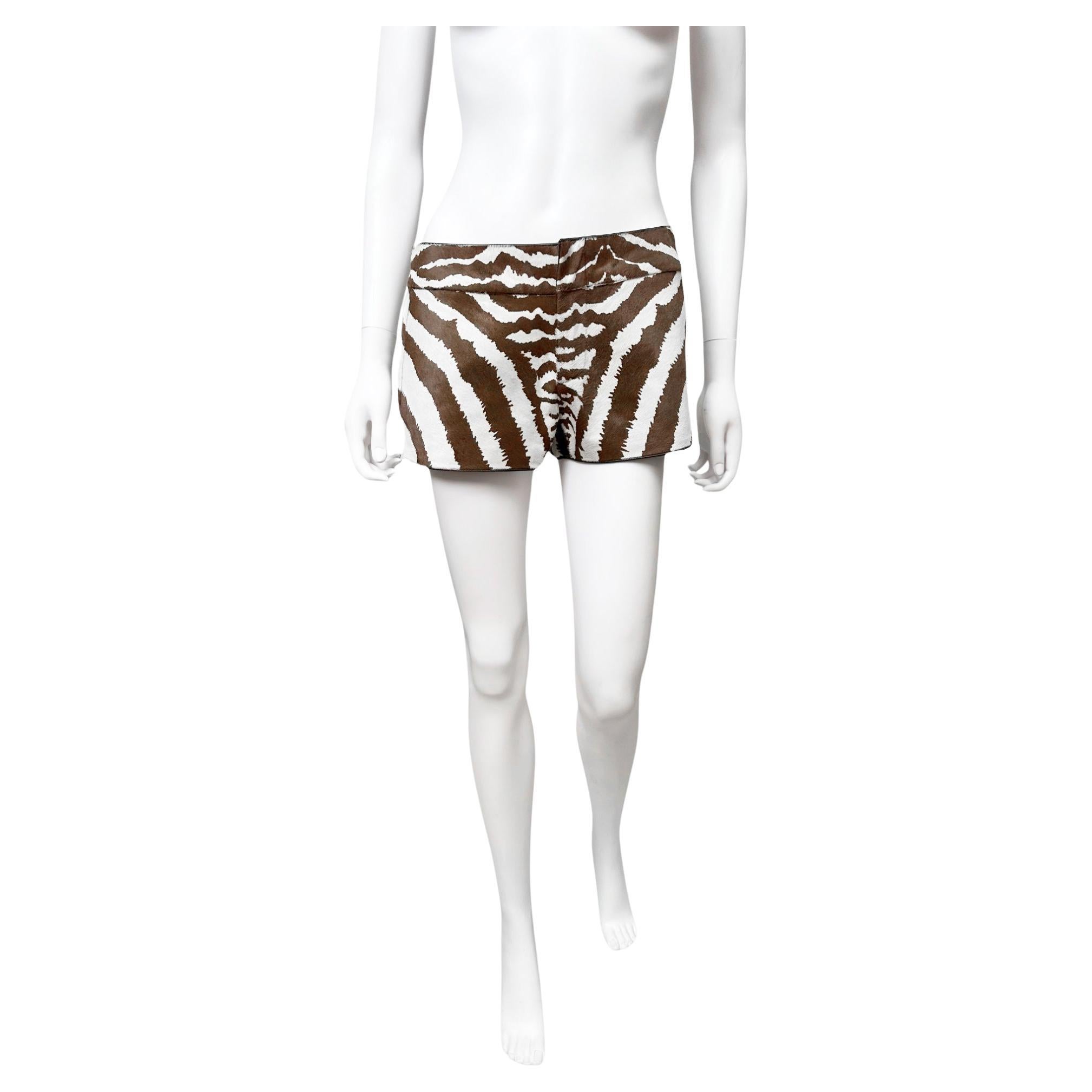 Gucci by Alessandra Facchinetti Cruise 2006 - Short imprimé zèbre en poils de poney en vente