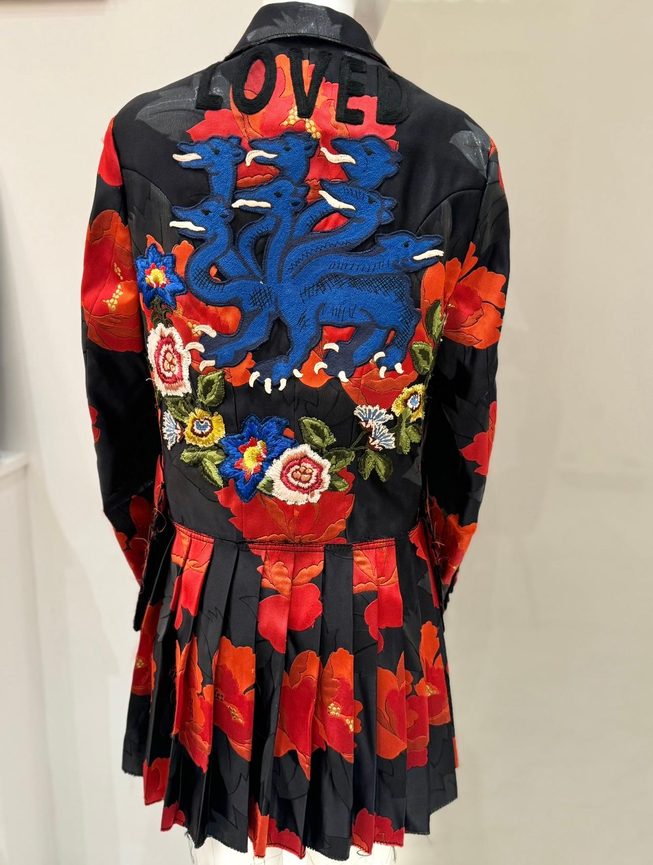 Gucci by Alessandro Michele S/S 2017 runway jacket For Sale 3