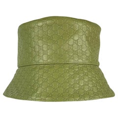 Gucci par Daper Dan - Chapeau seau en cuir Microguccissima vert