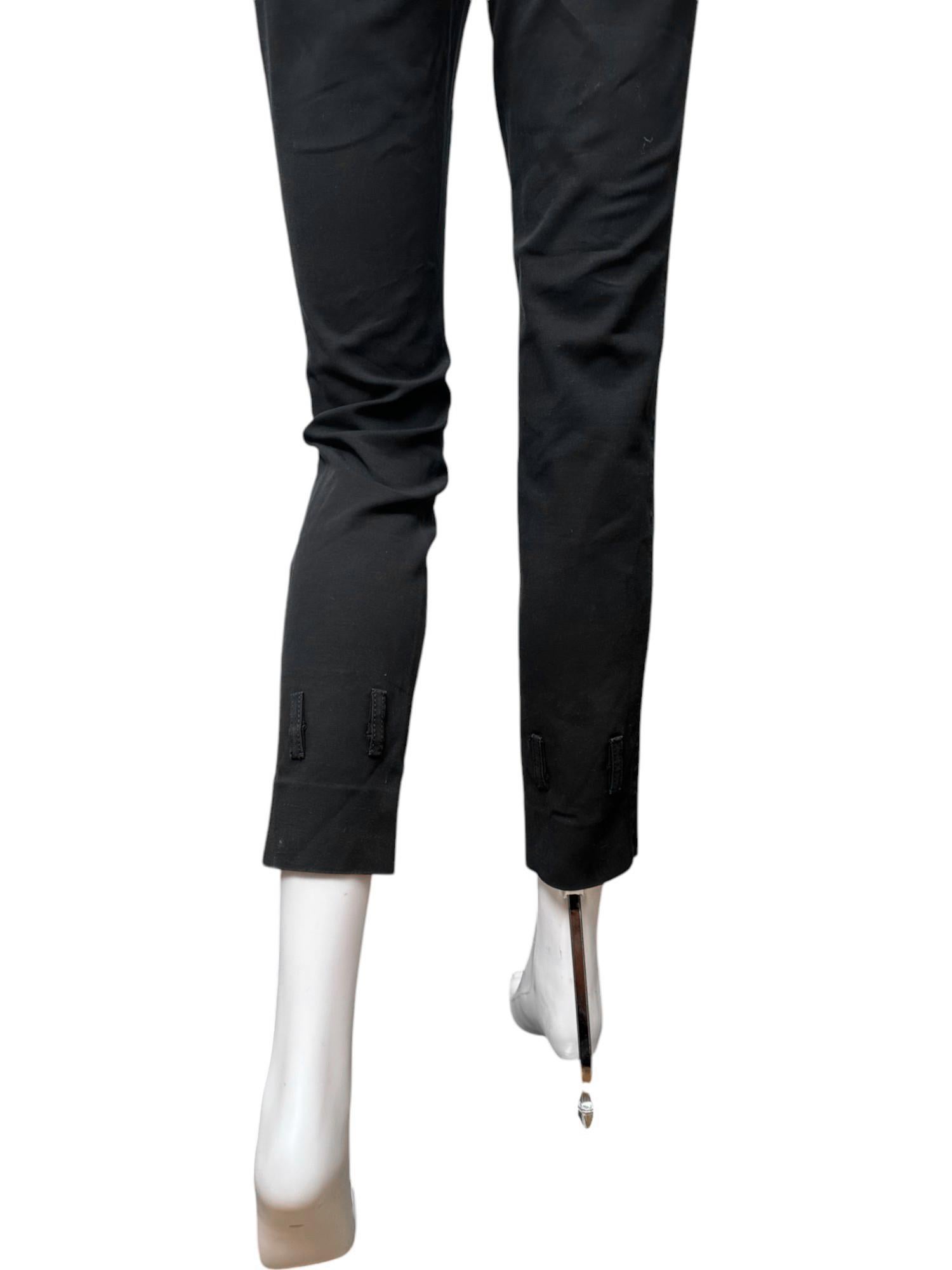 Gucci by Frida Giannini F/W 2007 Layered Multi Button Black Suit en venta 6