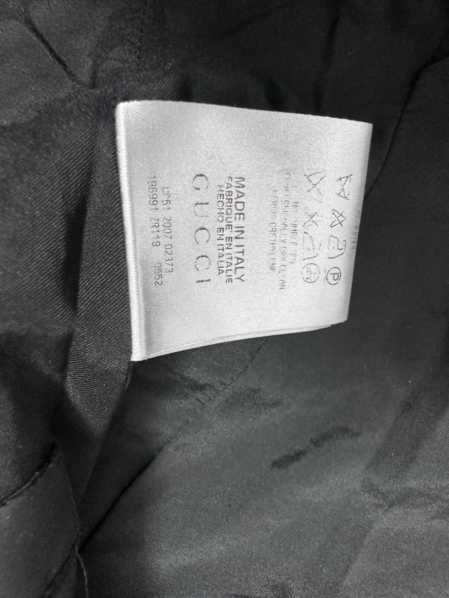 Gucci by Frida Giannini F/W 2007 Layered Multi Button Black Suit en venta 9