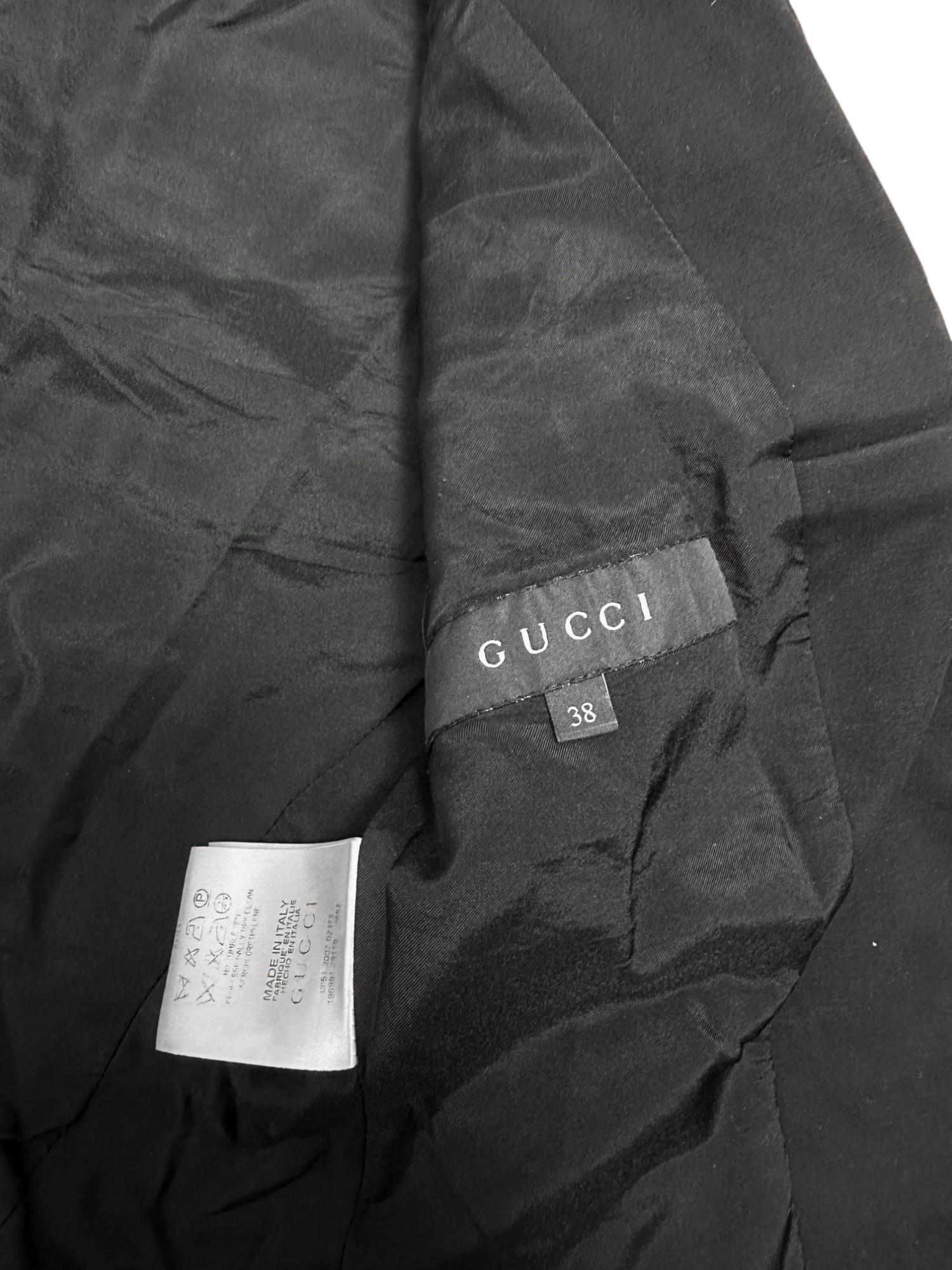 Gucci by Frida Giannini F/W 2007 Layered Multi Button Black Suit en venta 10