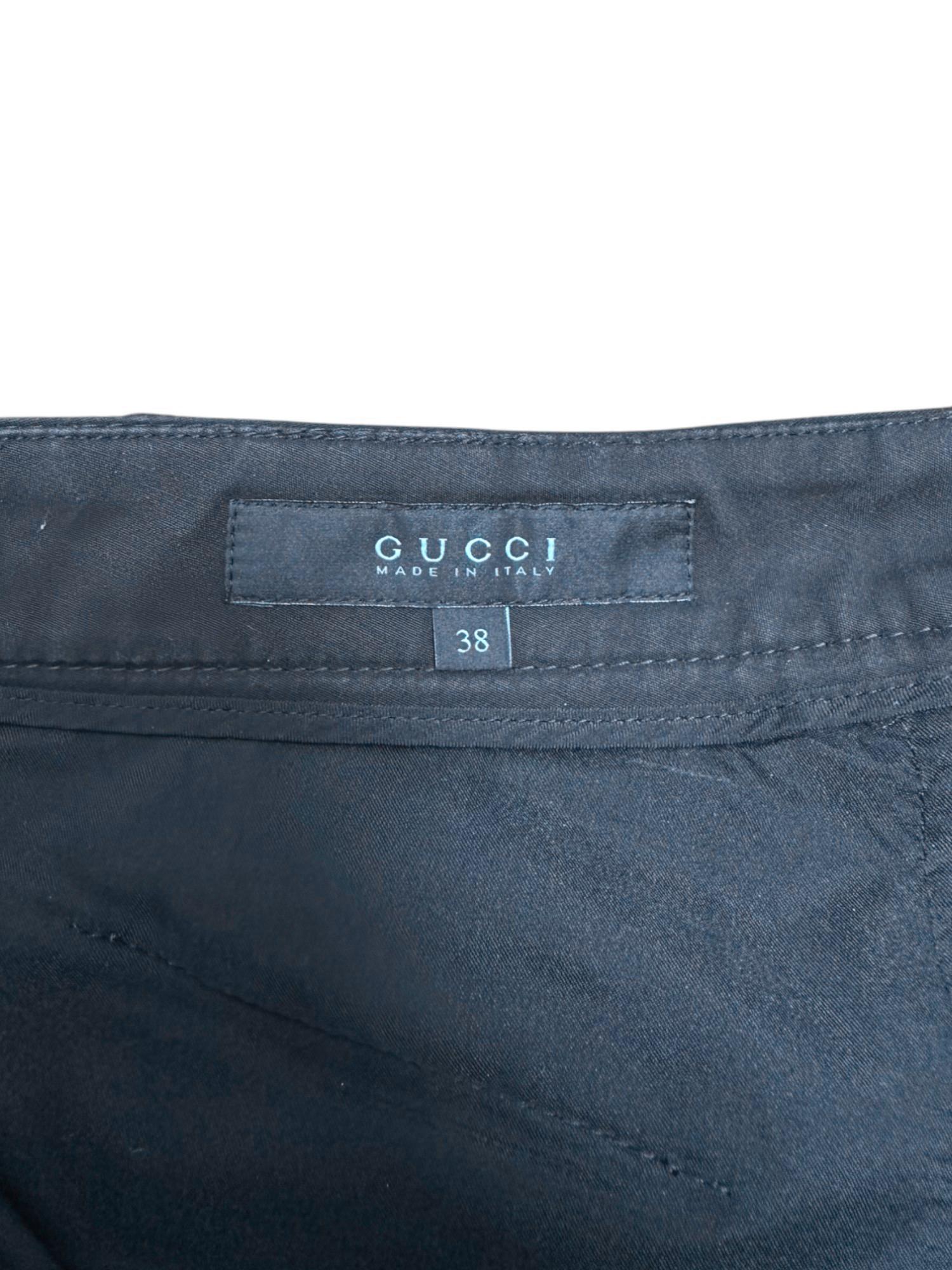 Gucci by Frida Giannini F/W 2007 Layered Multi Button Black Suit en venta 11