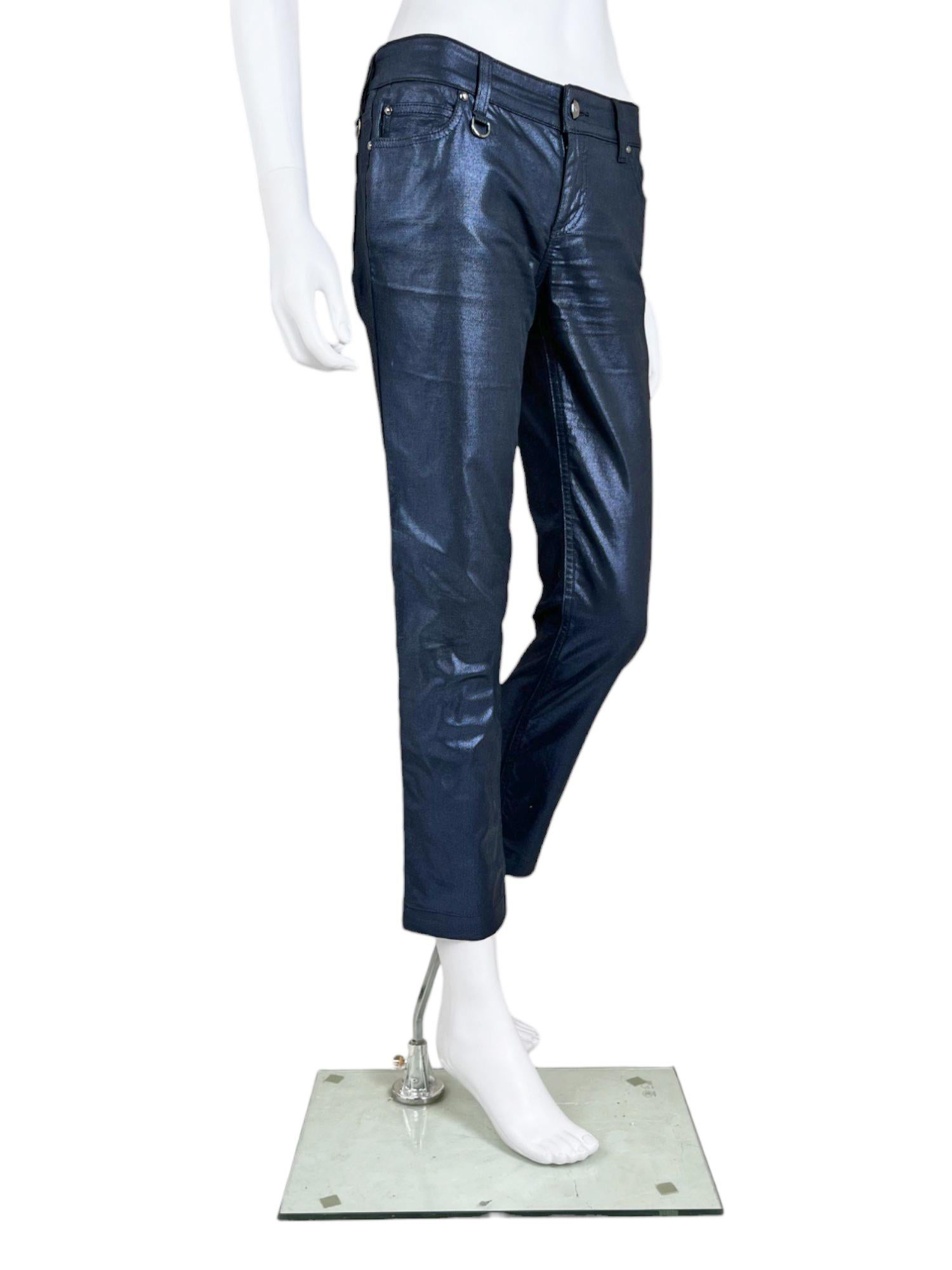 Gucci by Frida Giannini F/W 2009 Vaqueros encerados de satén azul oscuro Purple en venta
