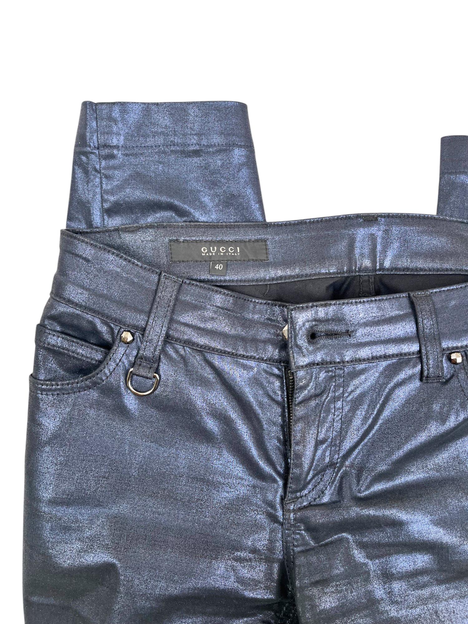 Gucci by Frida Giannini F/W 2009 Vaqueros encerados de satén azul oscuro en venta 4