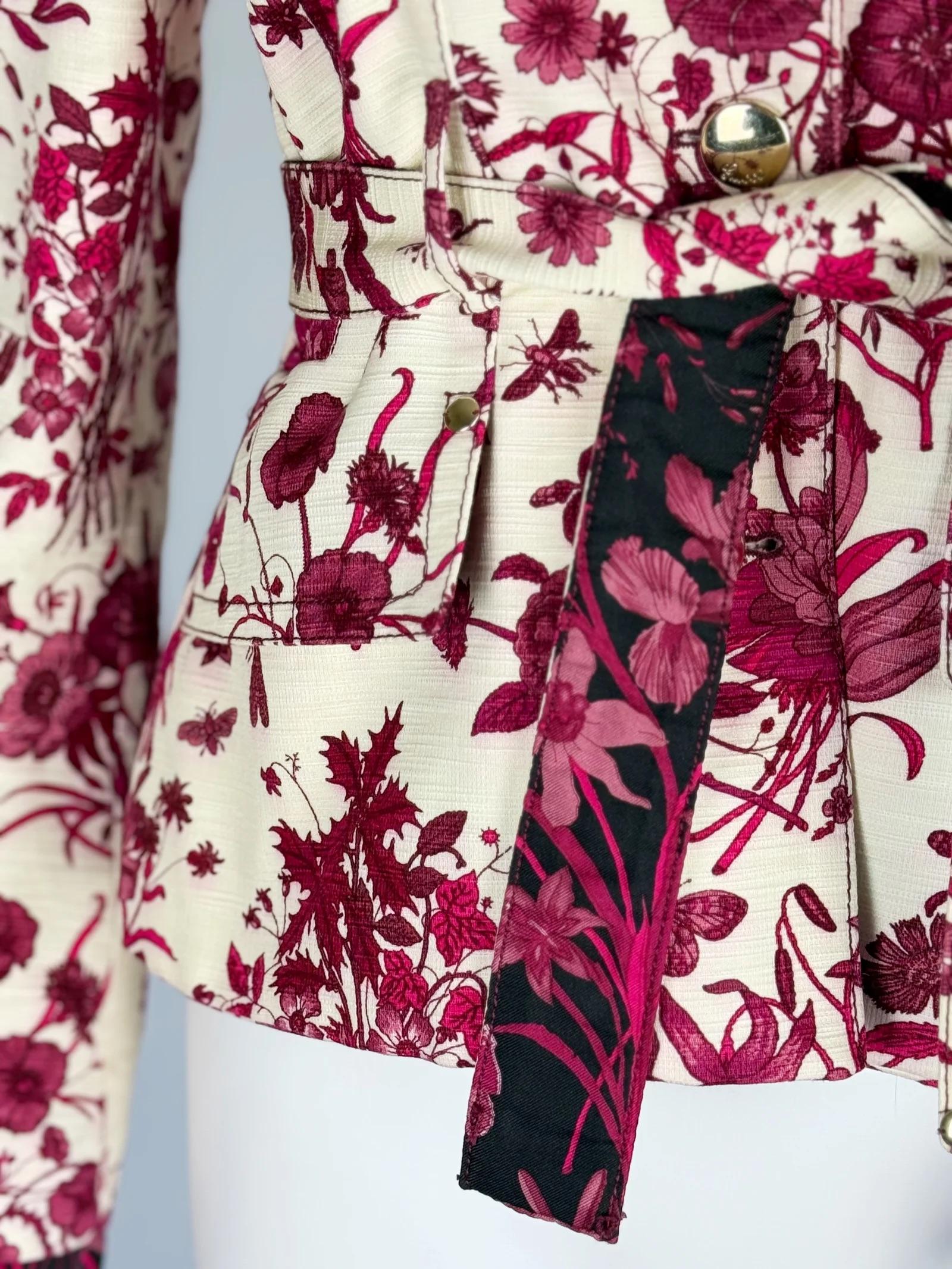 Veste à imprimé floral rose de Gucci by Frida Giannini, Resort 2007 en vente 1