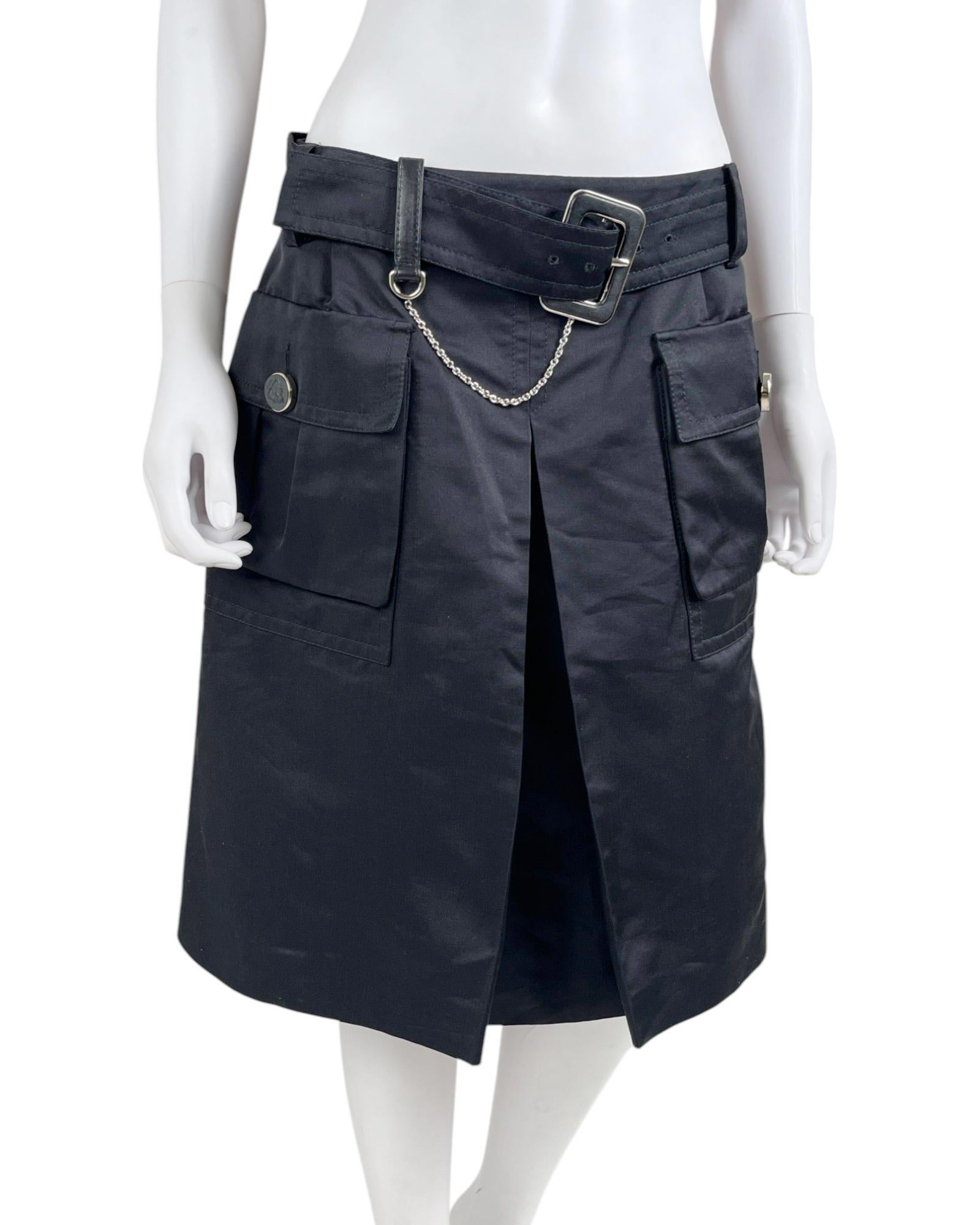 Gucci by Frida Giannini S/S 2009 Falda Cargo con Cinturón Negra en Excelente estado para la venta en Caserta, IT